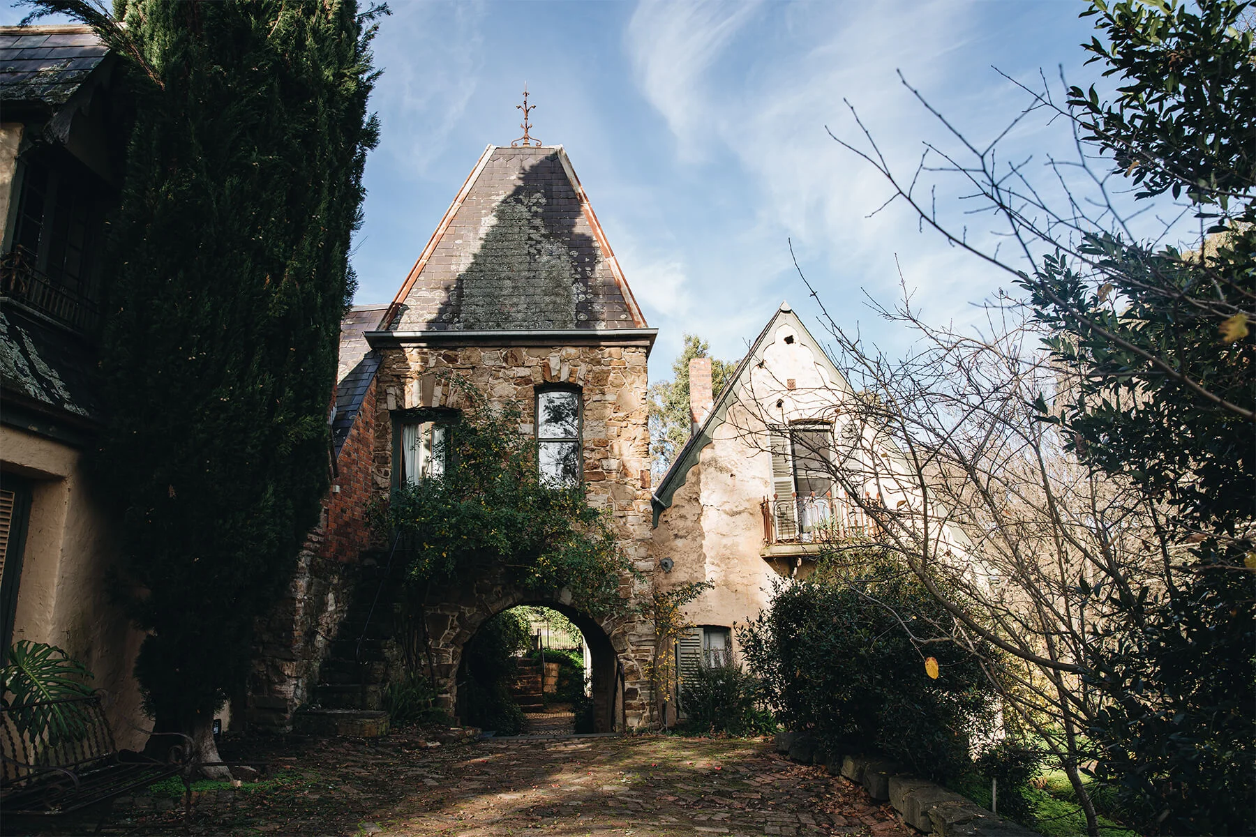 Montsalvat, Eltham