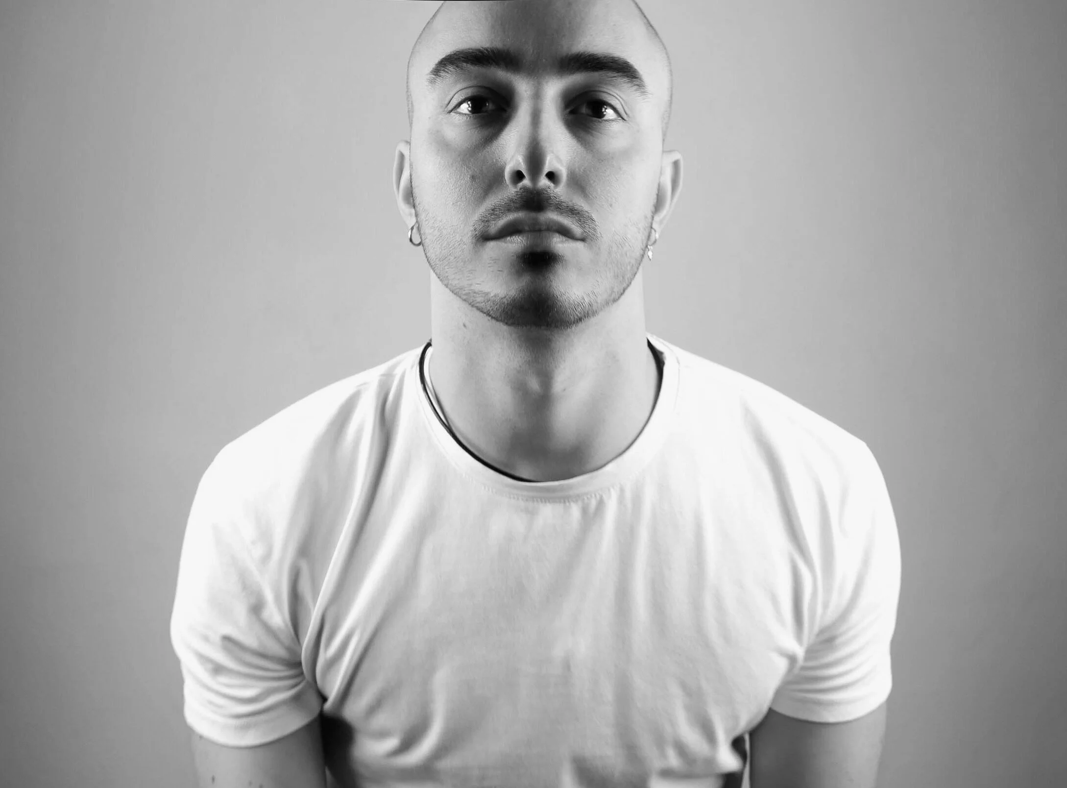 LEZIONI OPEN DI CONTEMPORANEO CON VALENTINO PORCU 