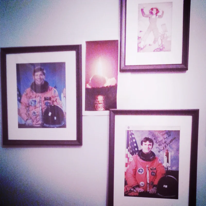 muddy charles pub wall of fame (sonya kovacic)