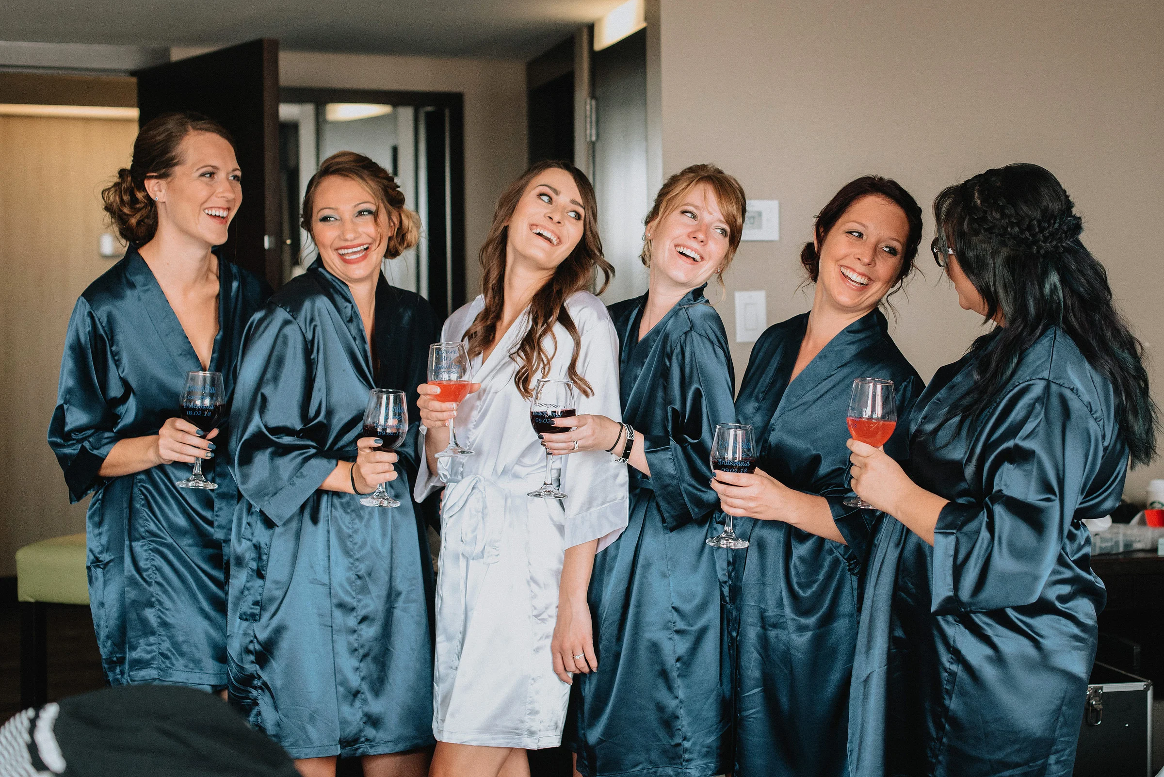 The_Met_Winnipeg_Downtown_Wedding_014.jpg