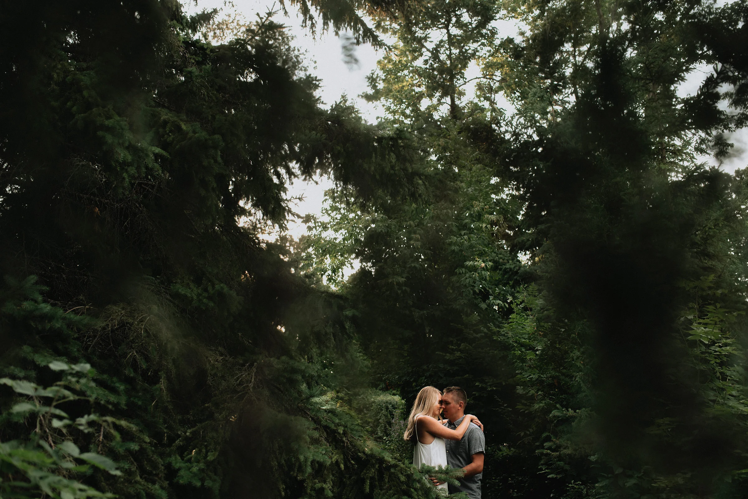 Cabin_Lake_Engagement_Photography_025.jpg