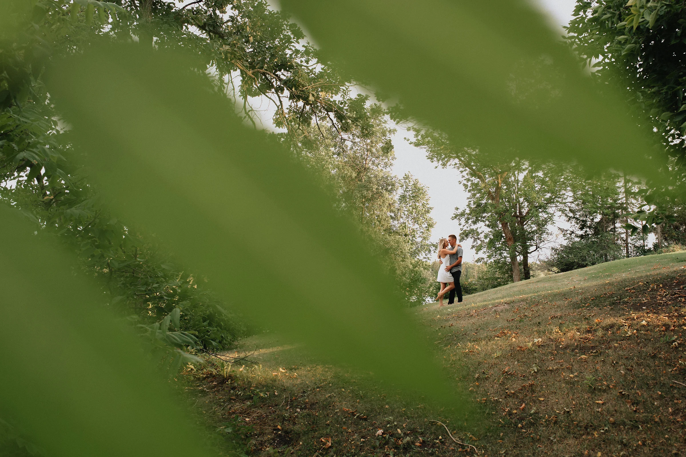 Cabin_Lake_Engagement_Photography_026.jpg