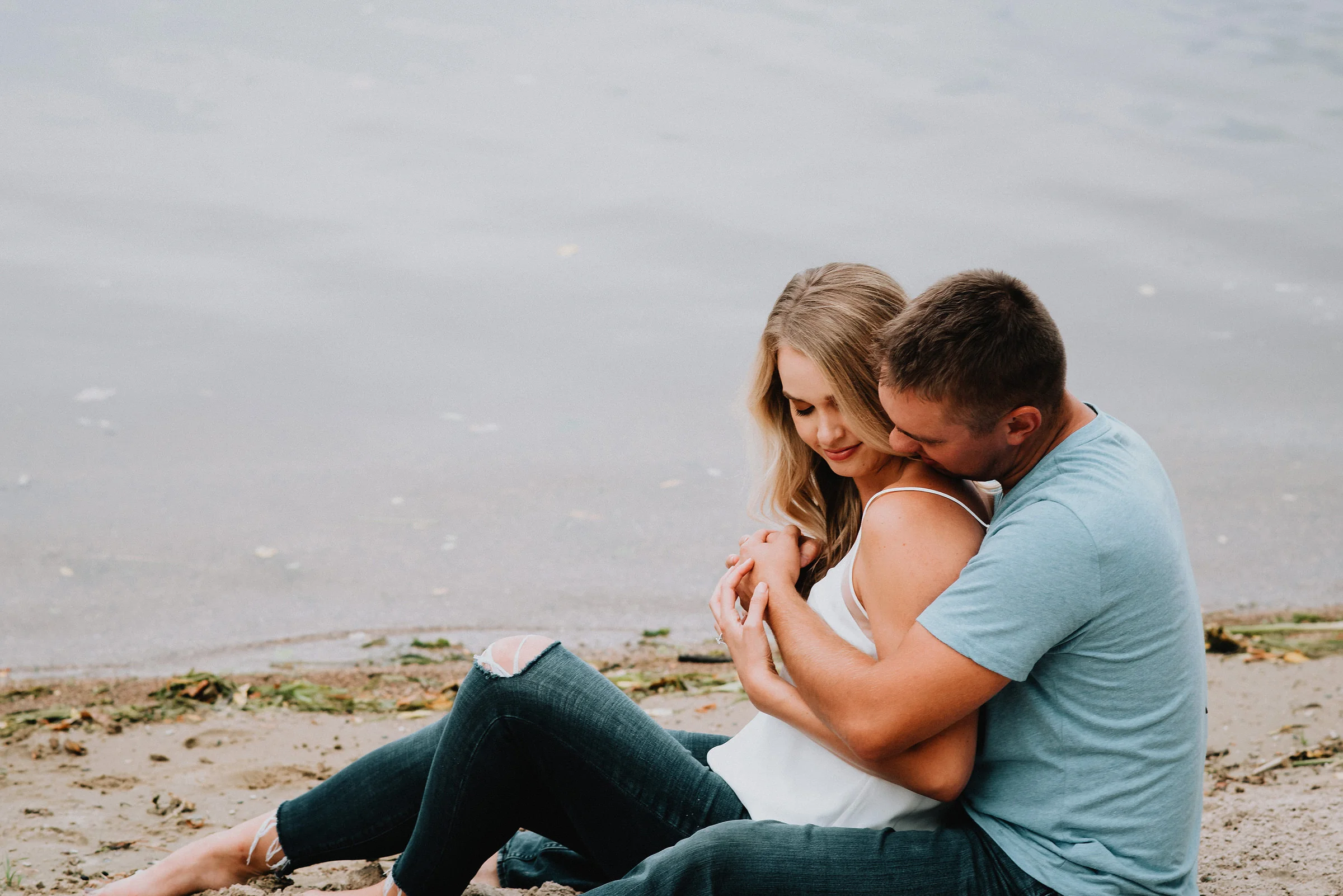 Cabin_Lake_Engagement_Photography_016.jpg