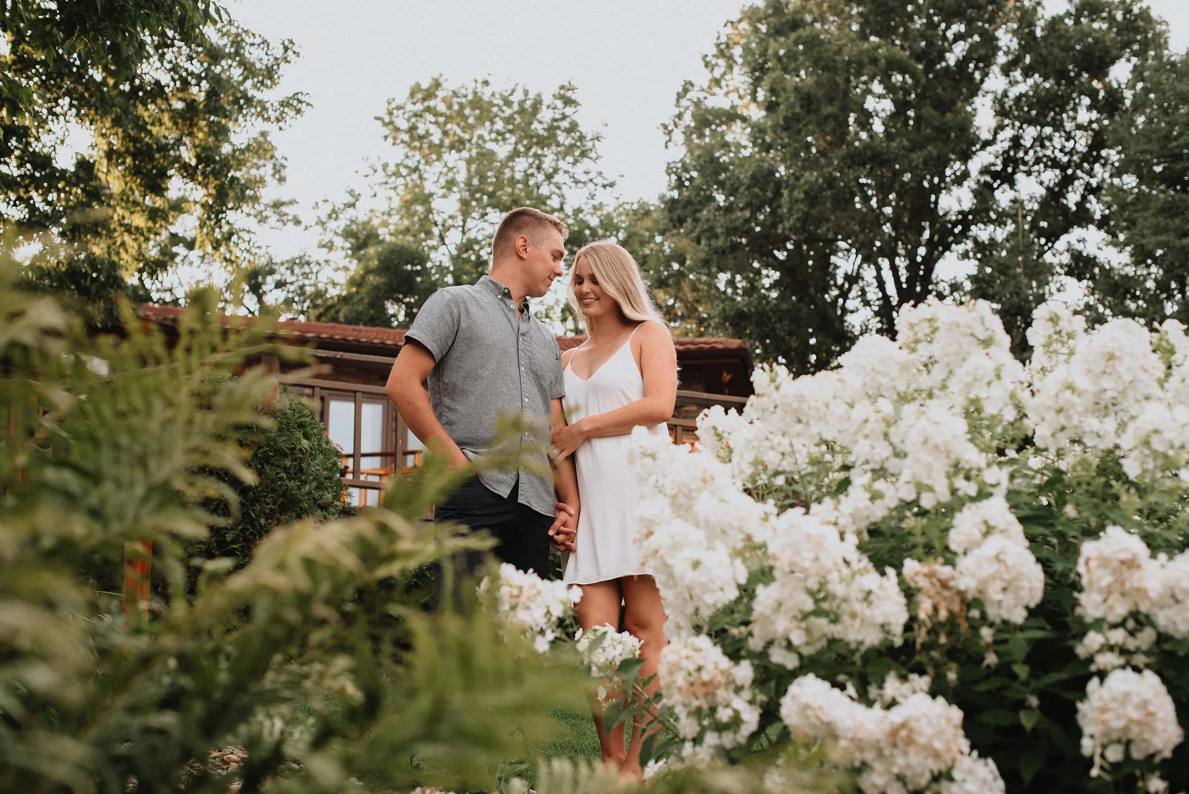 Cabin_Lake_Engagement_Photography_020.jpg