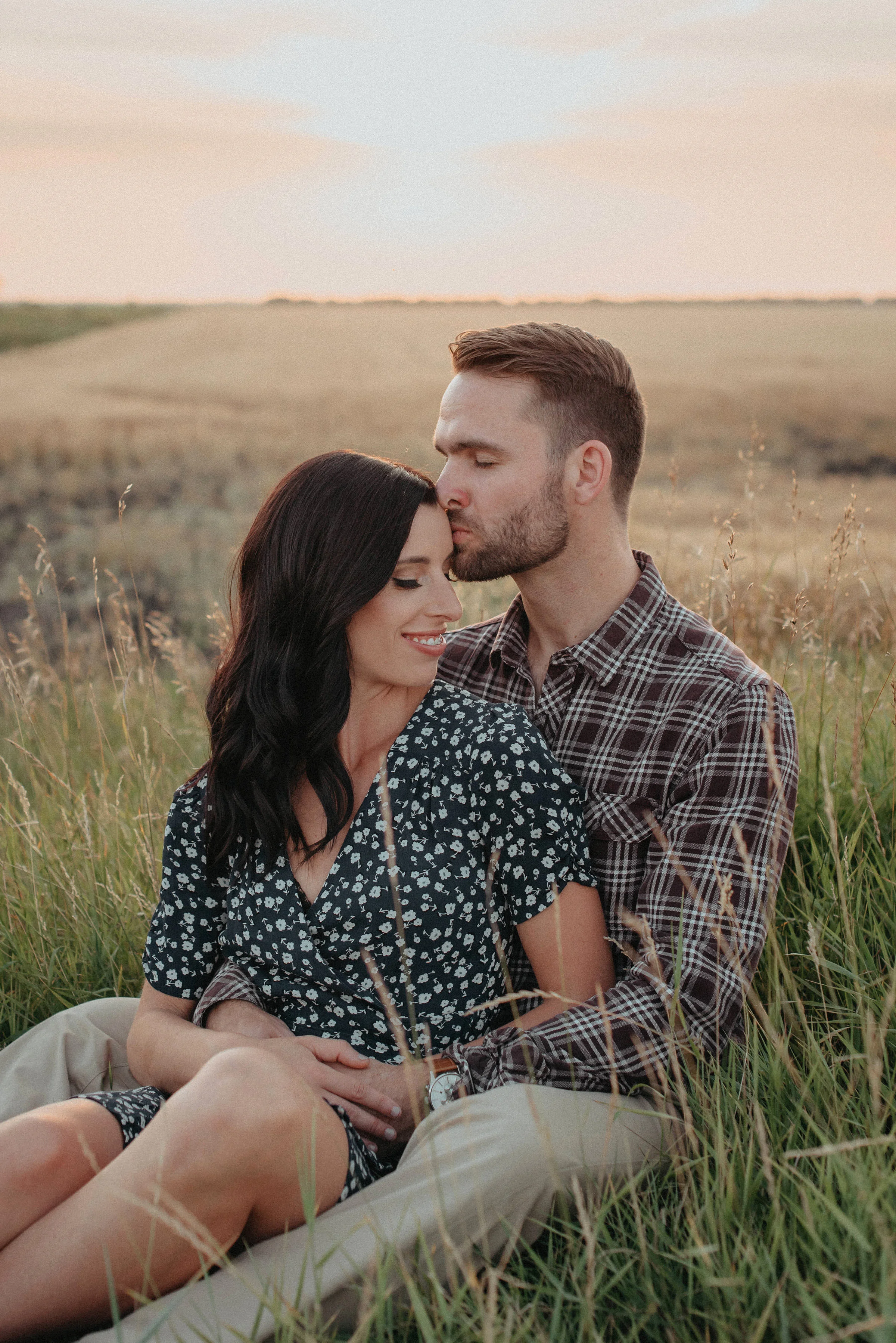 Manitoba_Prairies_Engagement_photography_036.jpg