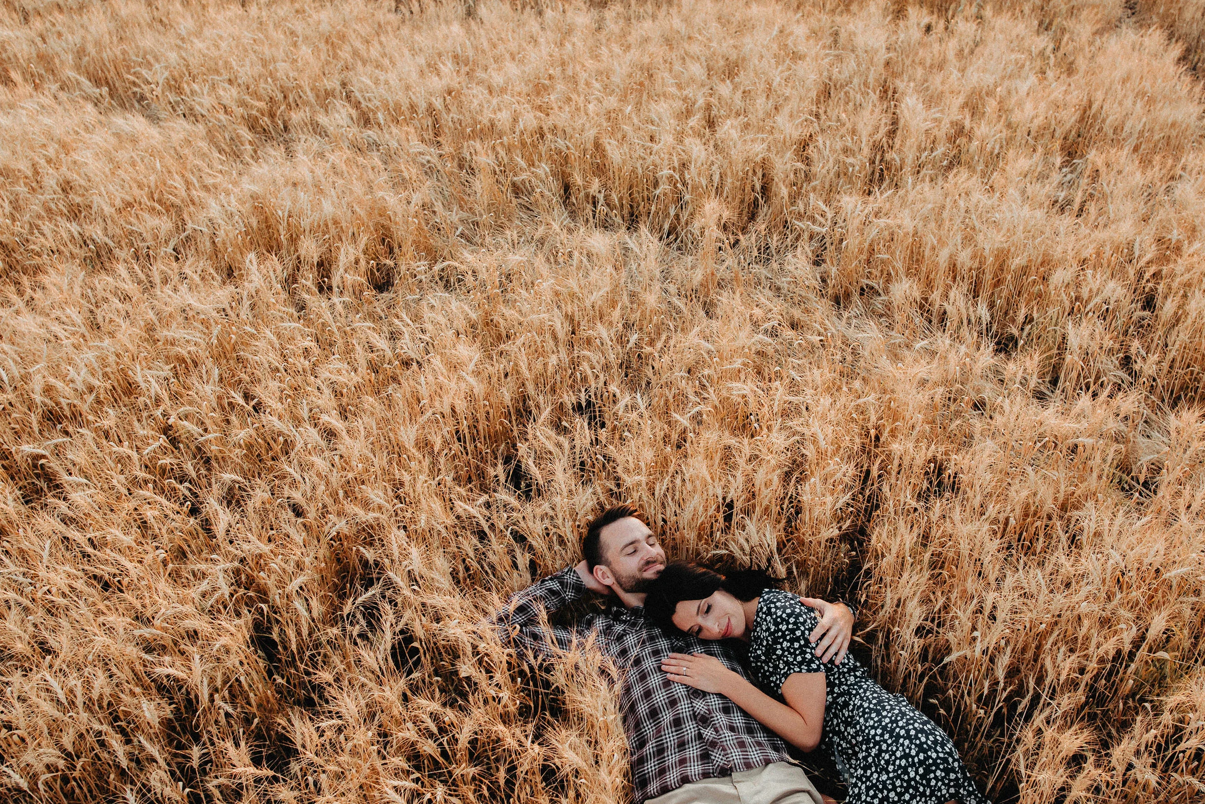 Manitoba_Prairies_Engagement_photography_040.jpg