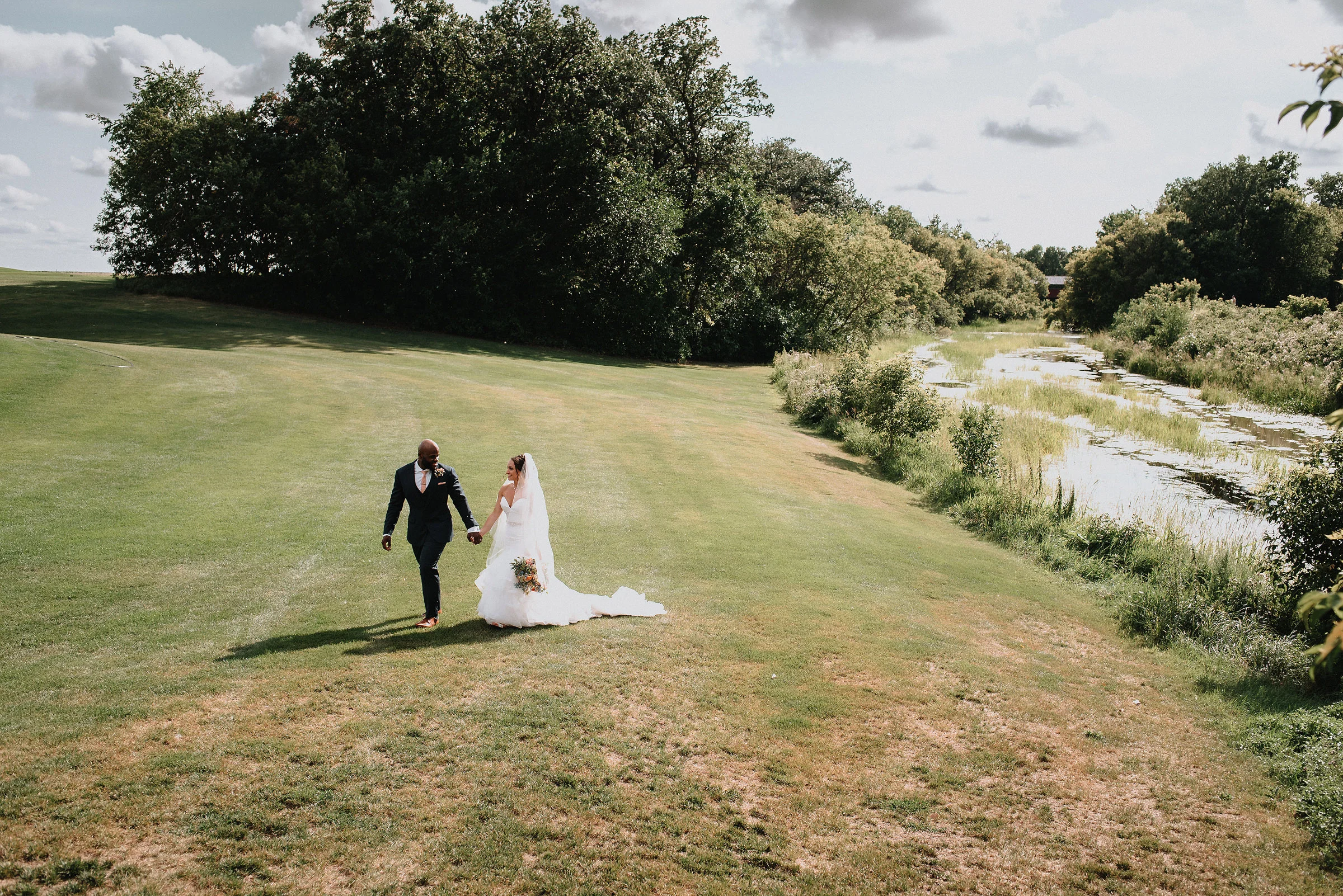 bridges_golf_course_wedding_photography_047.jpg