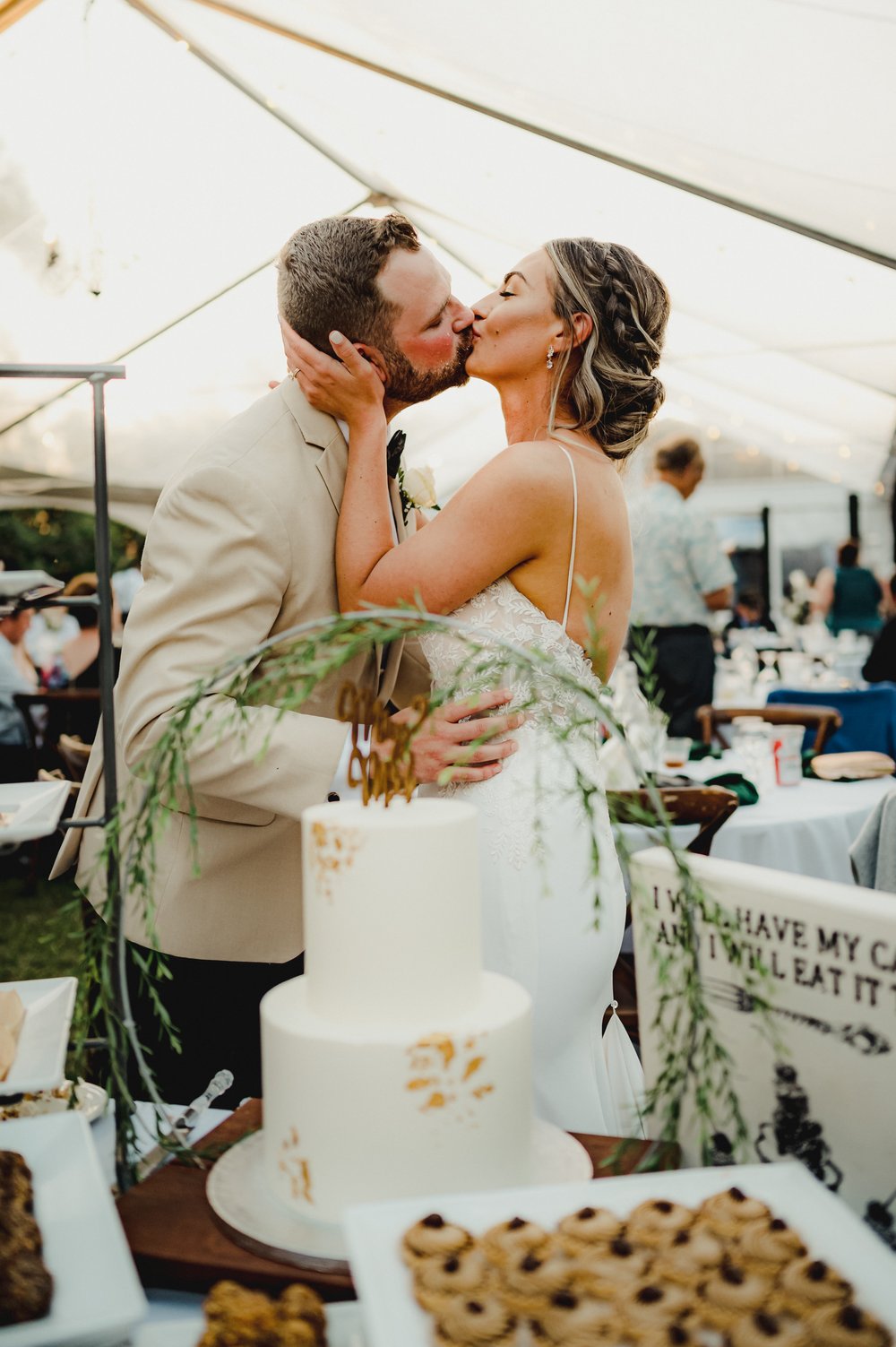 backyard-tent-wedding-manitoba-125.jpg