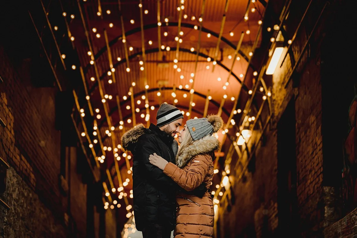 winnipeg-winter-engagement-downtown-006.jpg