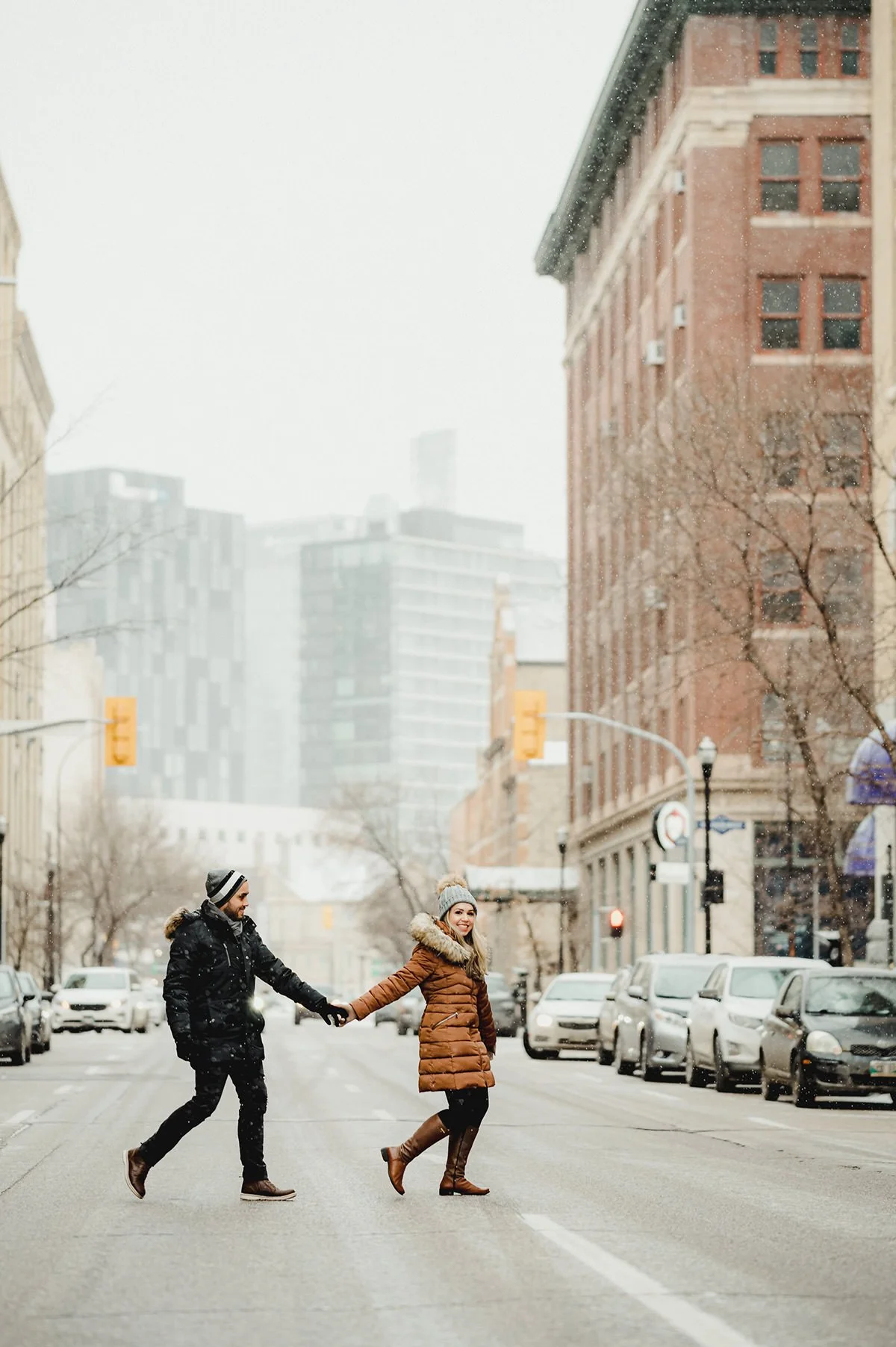 winnipeg-winter-engagement-downtown-009.jpg