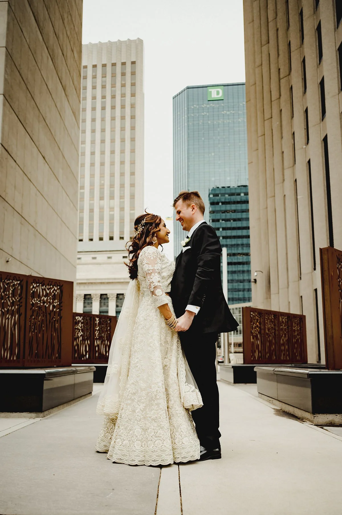 fairmont-winnipeg-wedding_038.jpg