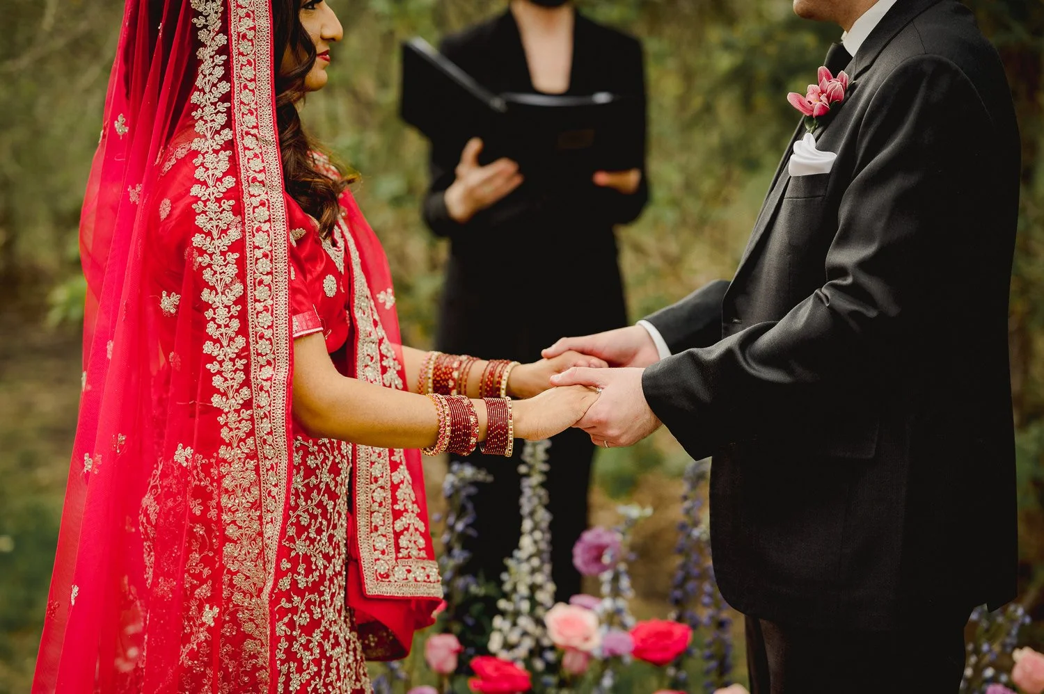 backyard-wedding-winnipeg_012.jpg