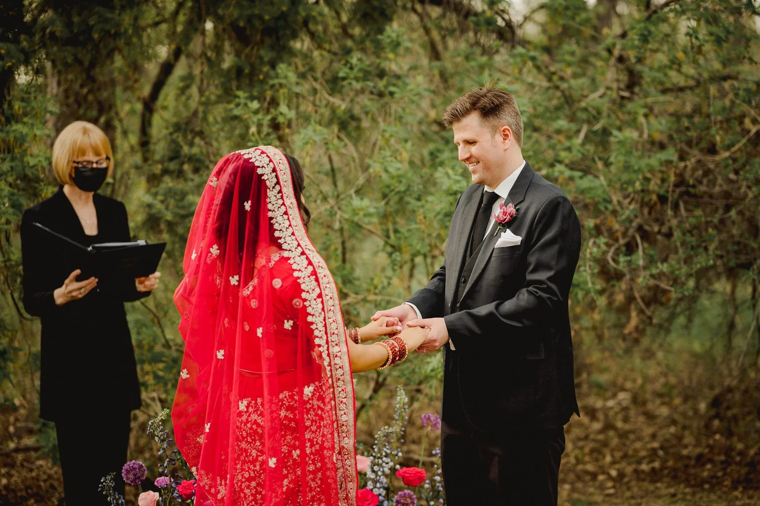 backyard-wedding-winnipeg_016.jpg