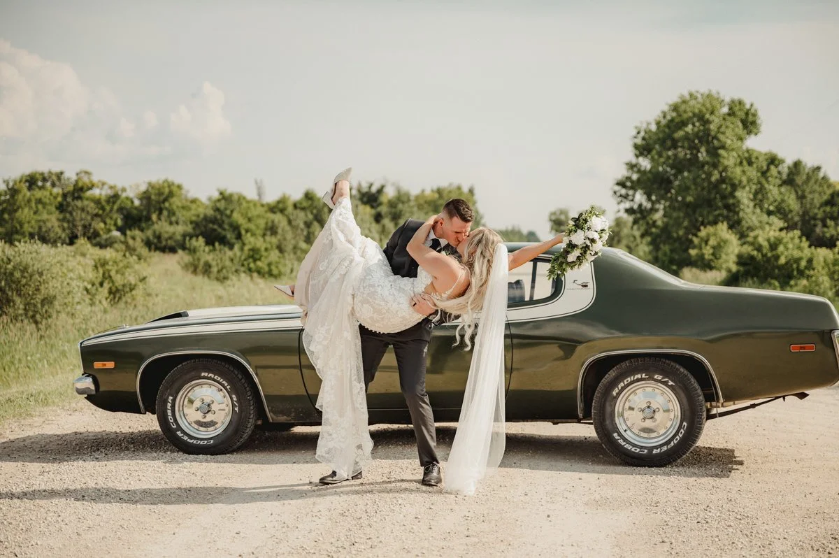 Denee &amp; Curtis Wedding - Hawthorn Estates