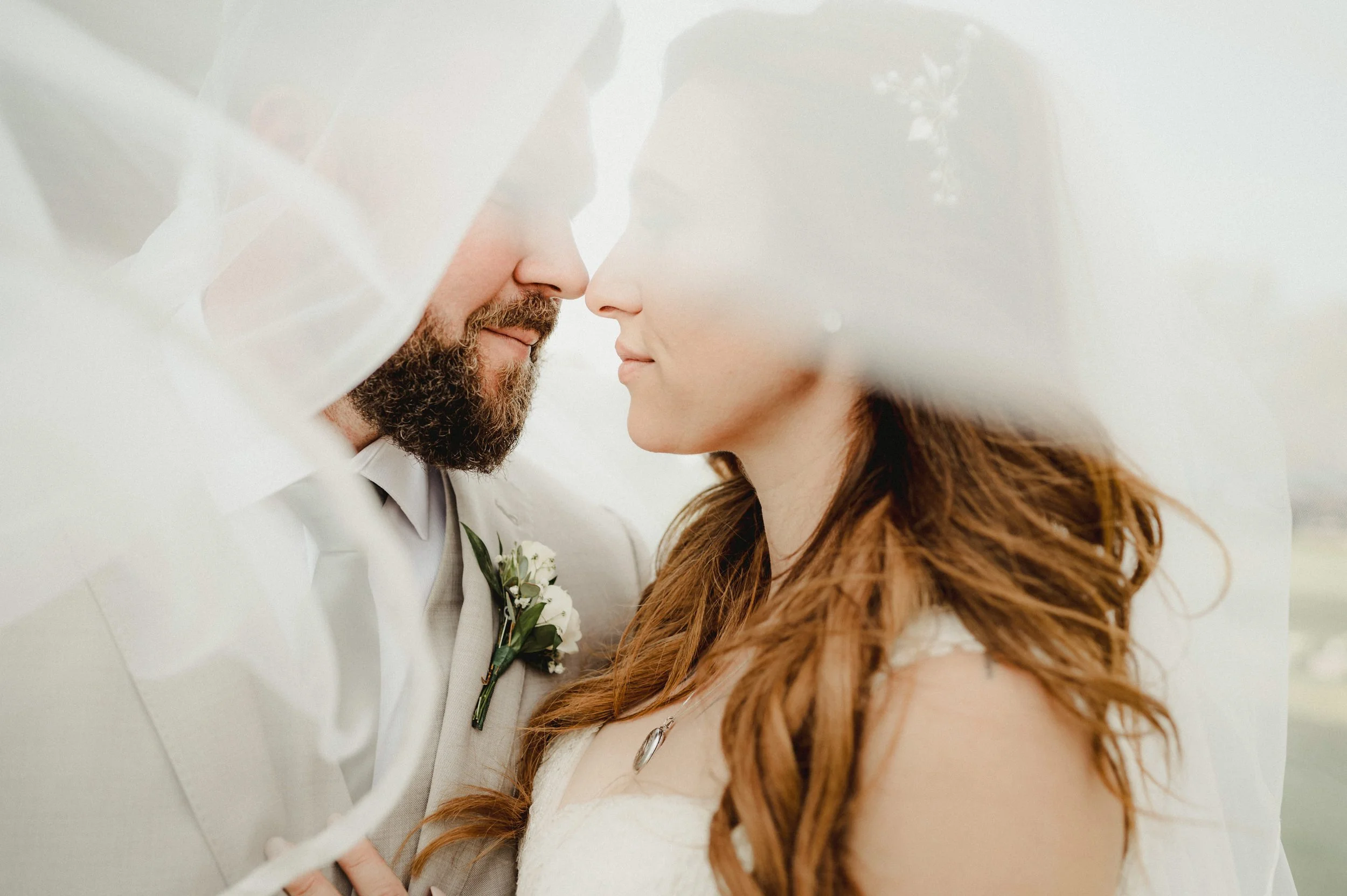 Kessa &amp; Drew Wedding - Breezy Bend Country Club Weddings &amp; Receptions