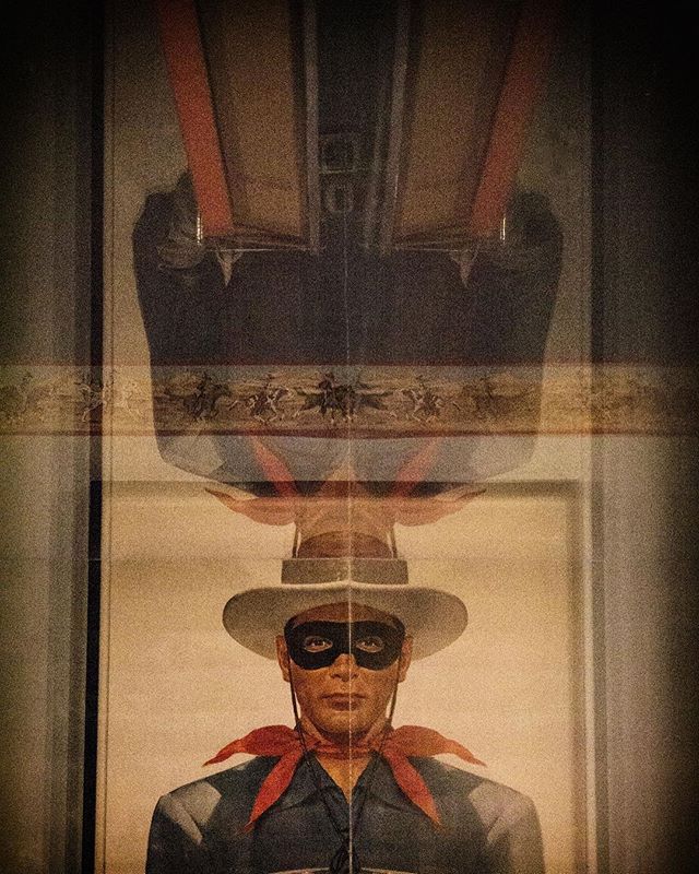 #color #colorphotography #loneranger #autrymuseum #theloneranger #cowboy #reflection #microfournerds #lumix #lumixusa #WhereLumixGoes #lumixcreatives #lumixgx7 #lumix14_42mm #lumix14mm #lumix1442
@lumixusa @lumix