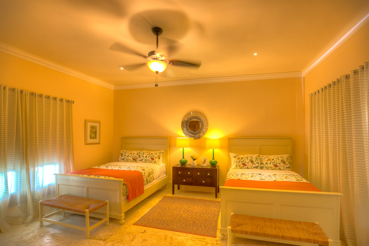  2 Double Beds 