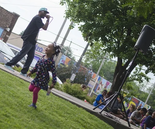 THE MAGIC OF A SINGLE HOUR