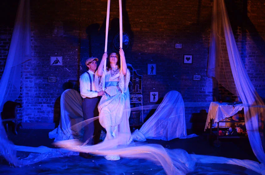 Kai-and-The-Snow-Queen-Swinging.jpg