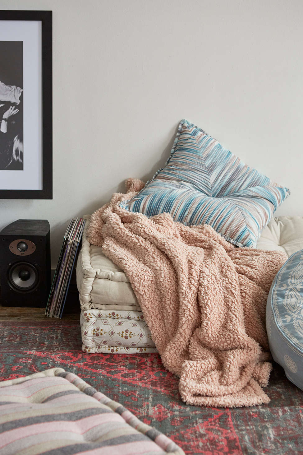 http://www.urbanoutfitters.com/urban/catalog/productdetail.jsp?id=39710371&category=VDAY-HER&color=065 | Image via Urban Outfitters