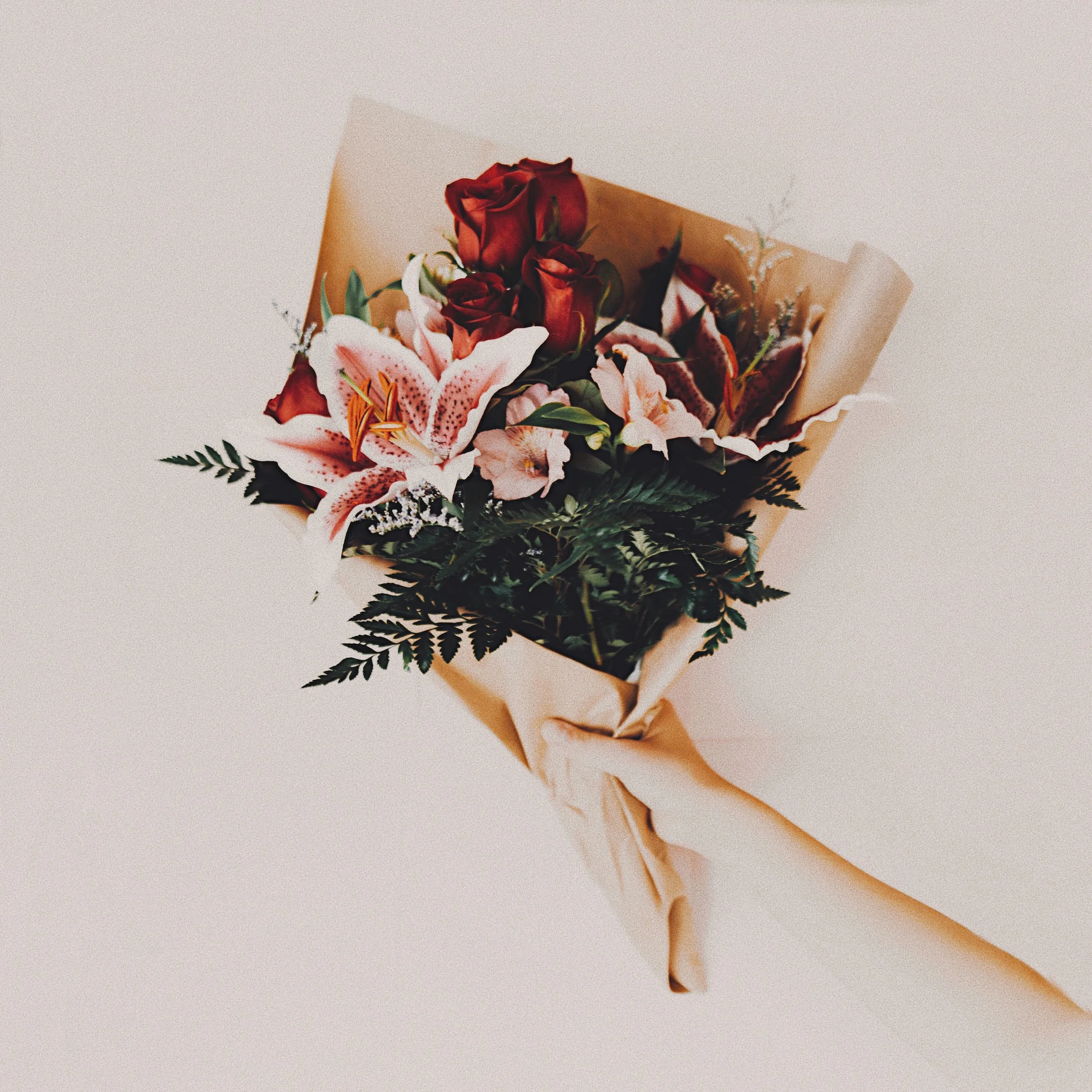 ❤ B MINE | 8 VDAY Decor Ideas