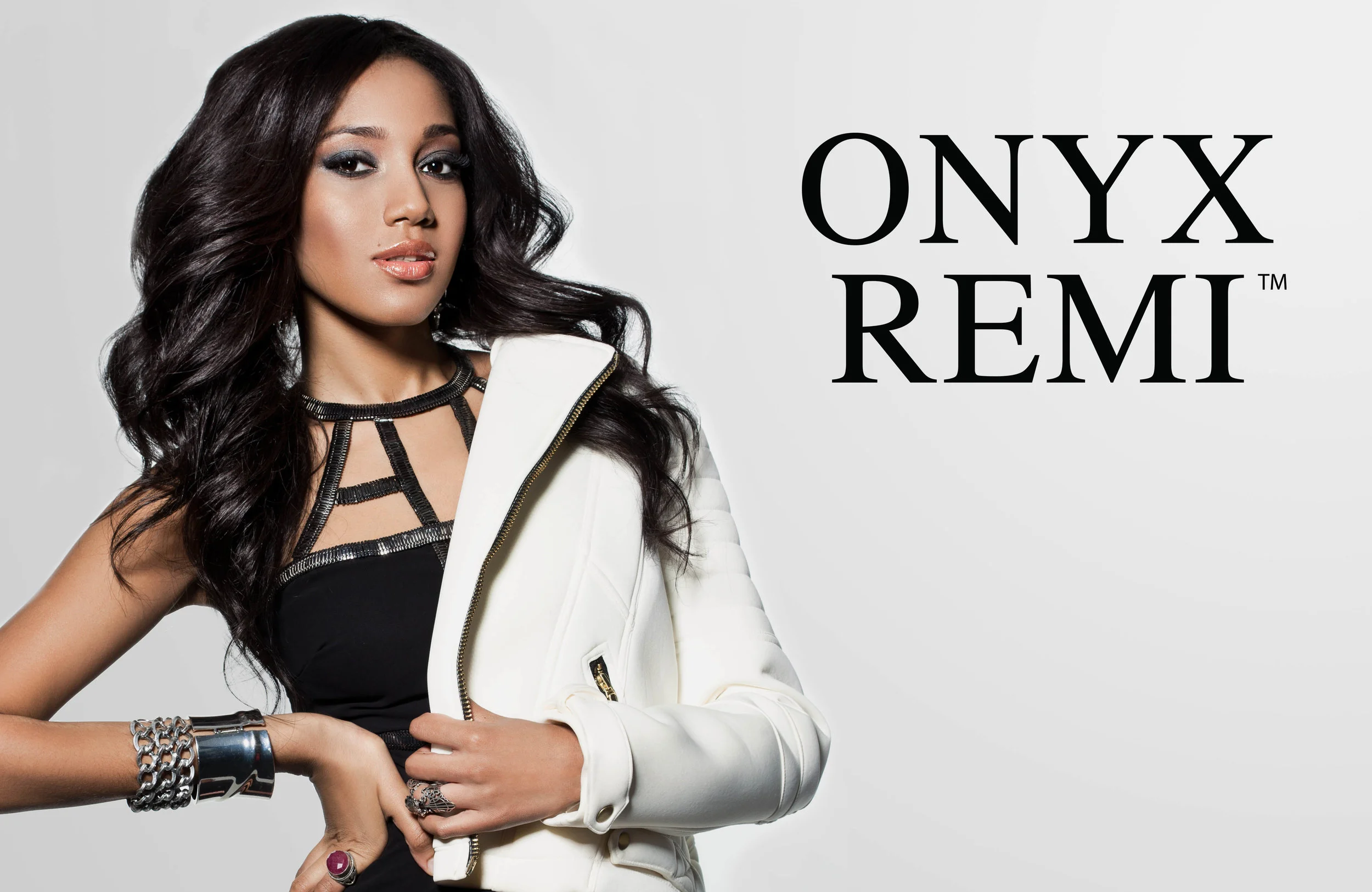 Onyx Remi — FASHION WORLD