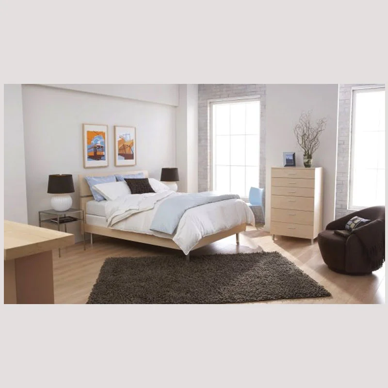 WHITEWASHED URBAN BRICK WALL