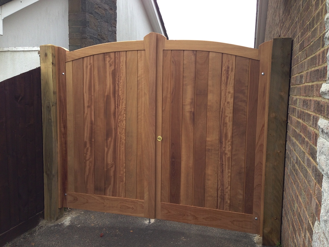Knightsbridge in Iroko