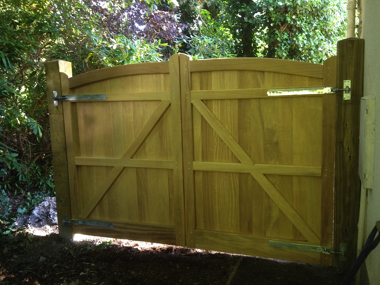 Knightsbridge Gates in Iroko