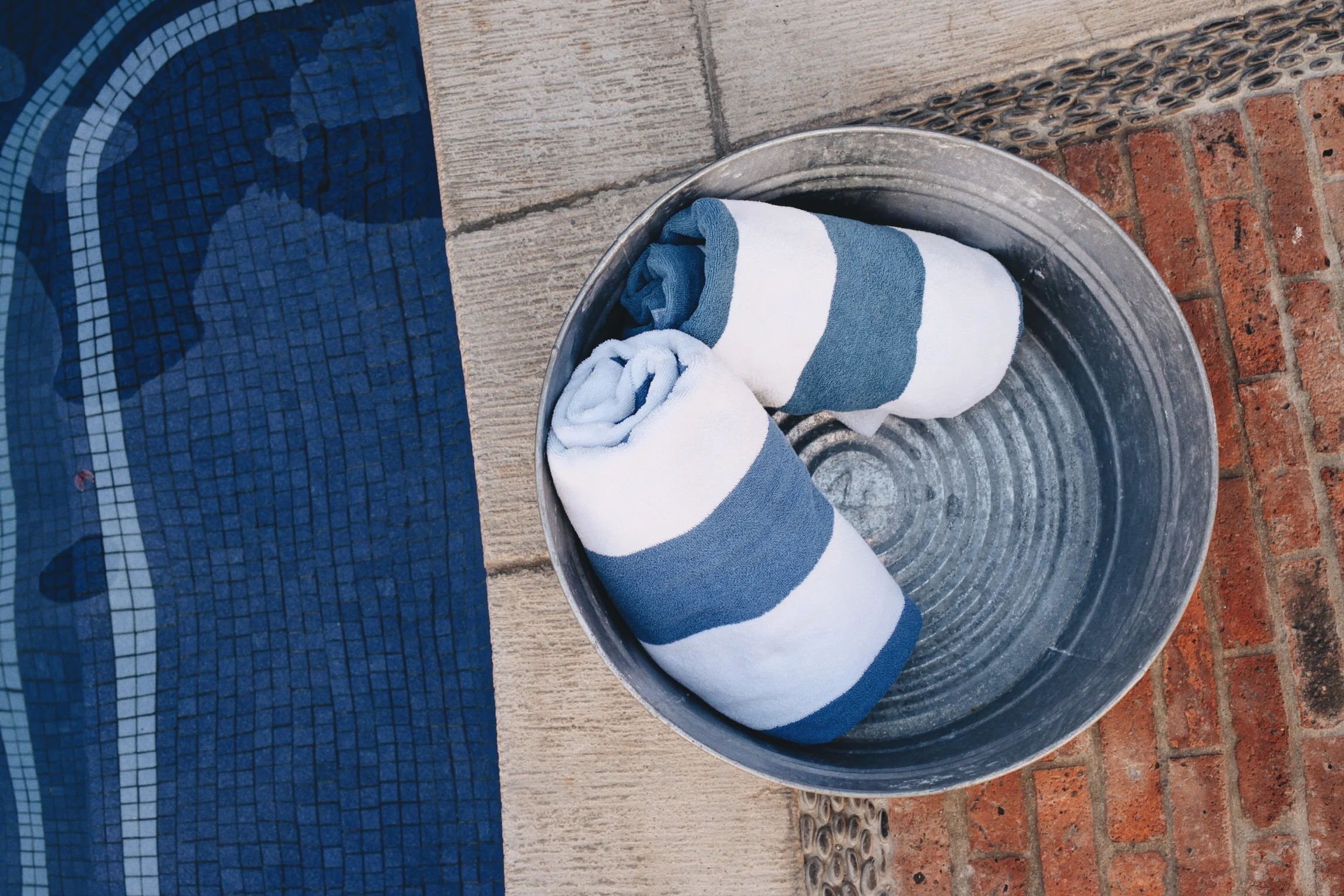 Photo 10-26-15, 1 40 01 PM.jpg