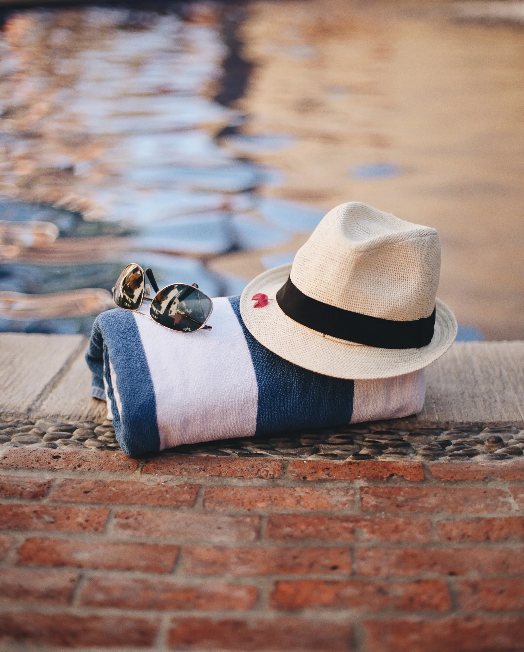 Photo 10-26-15, 1 45 57 PM.jpg