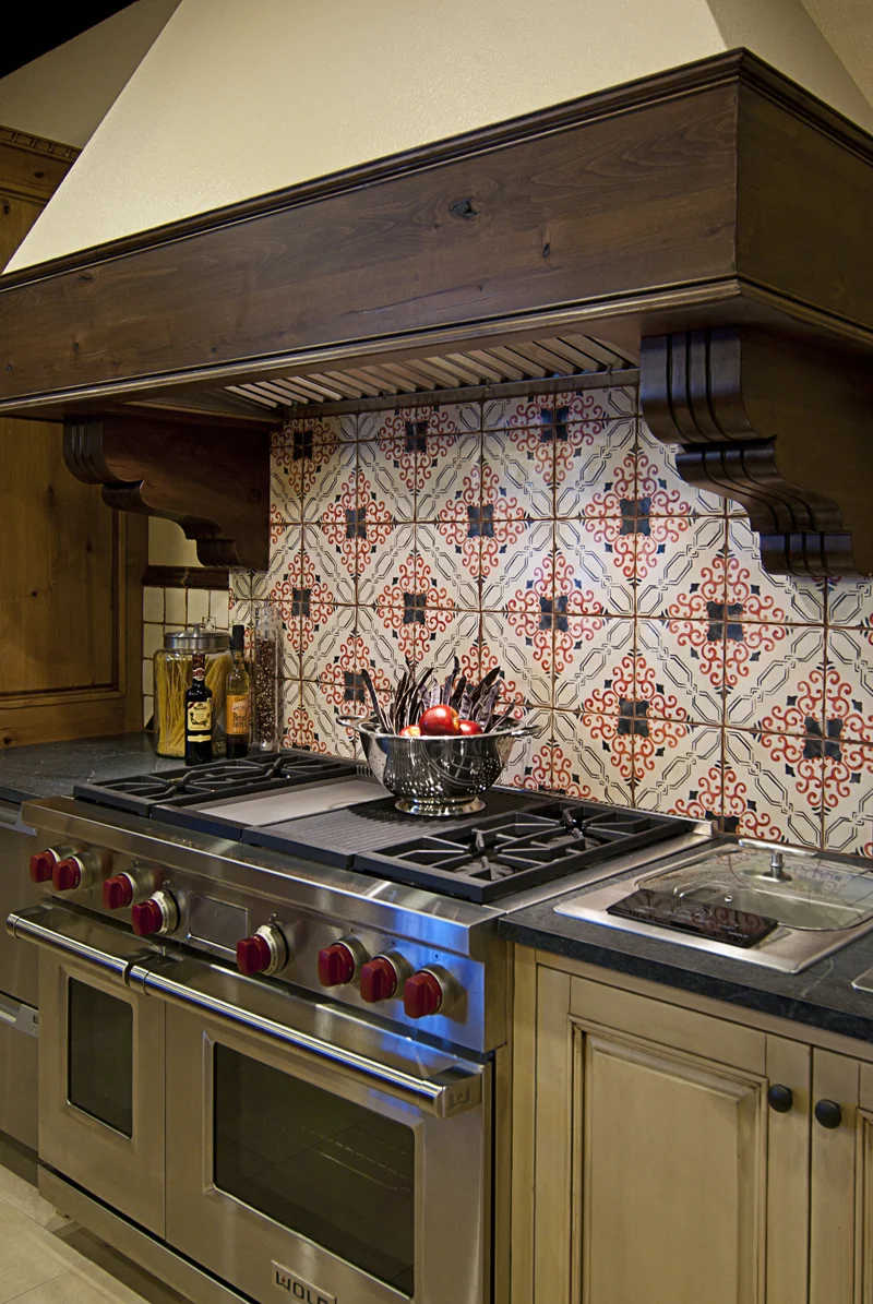 Statements-in-Santa-Fe-kitchen-7.jpg