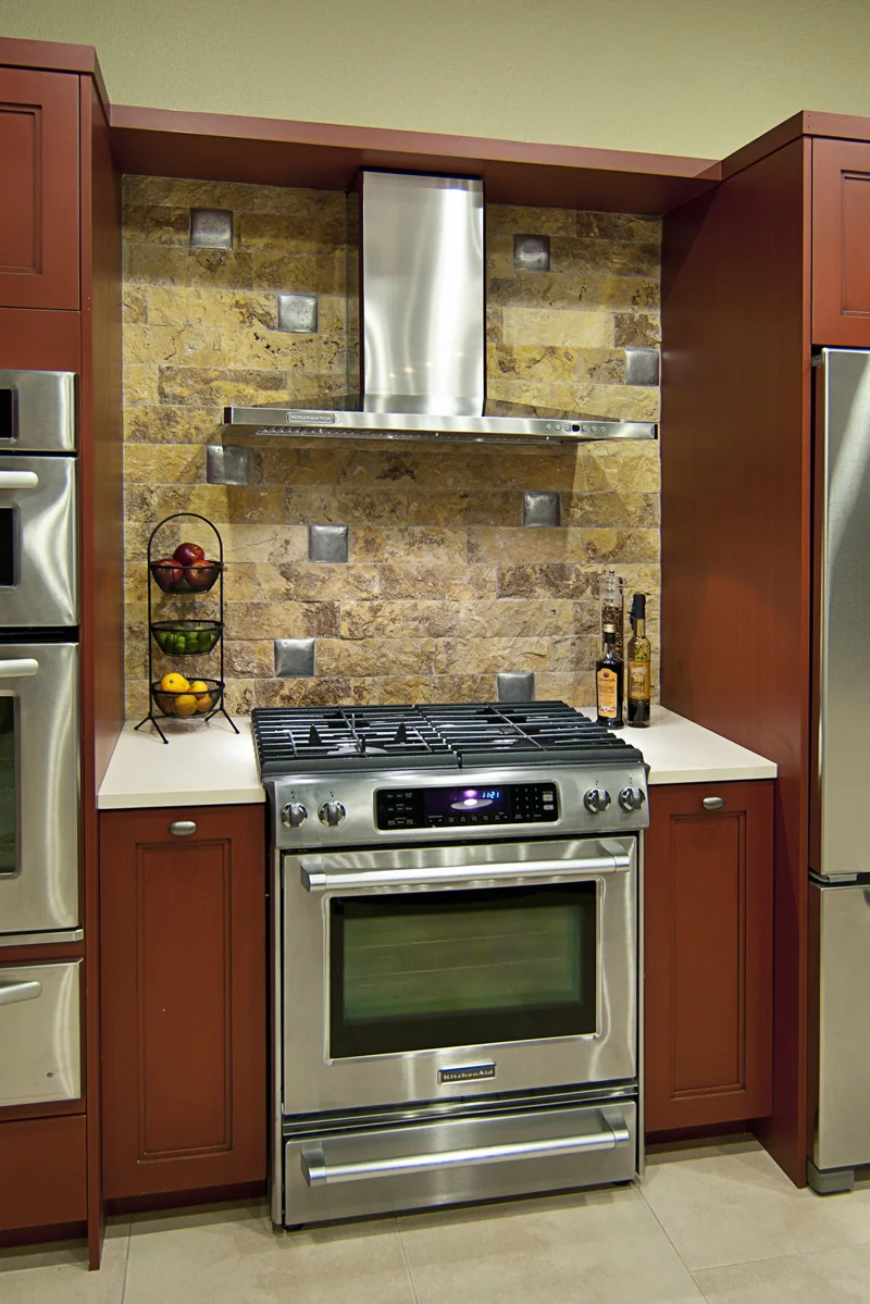 Statements-in-Santa-Fe-metal-tile-kitchen-14.jpg