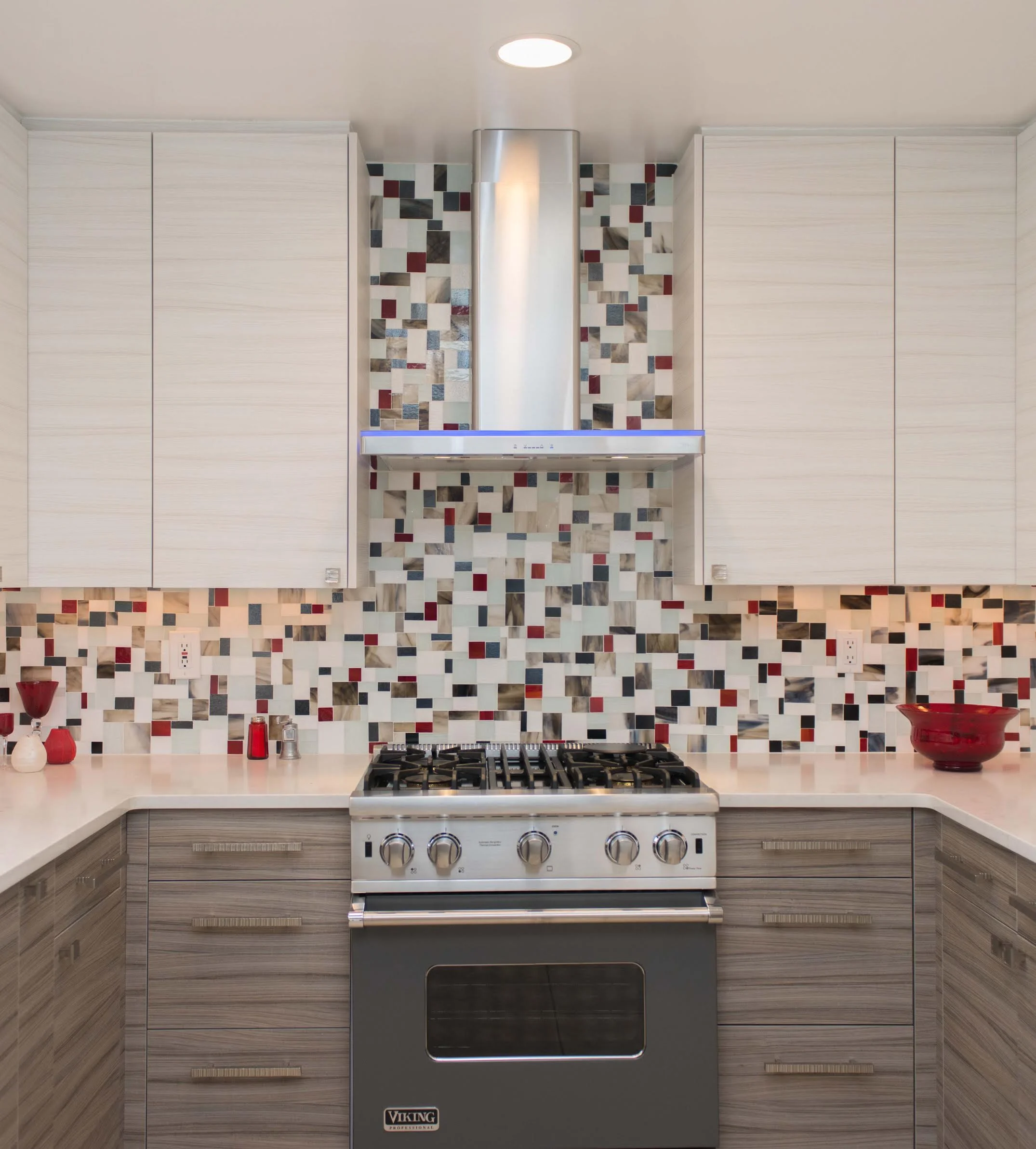 Statements-In-Tile-Kitchen2015-2.jpg