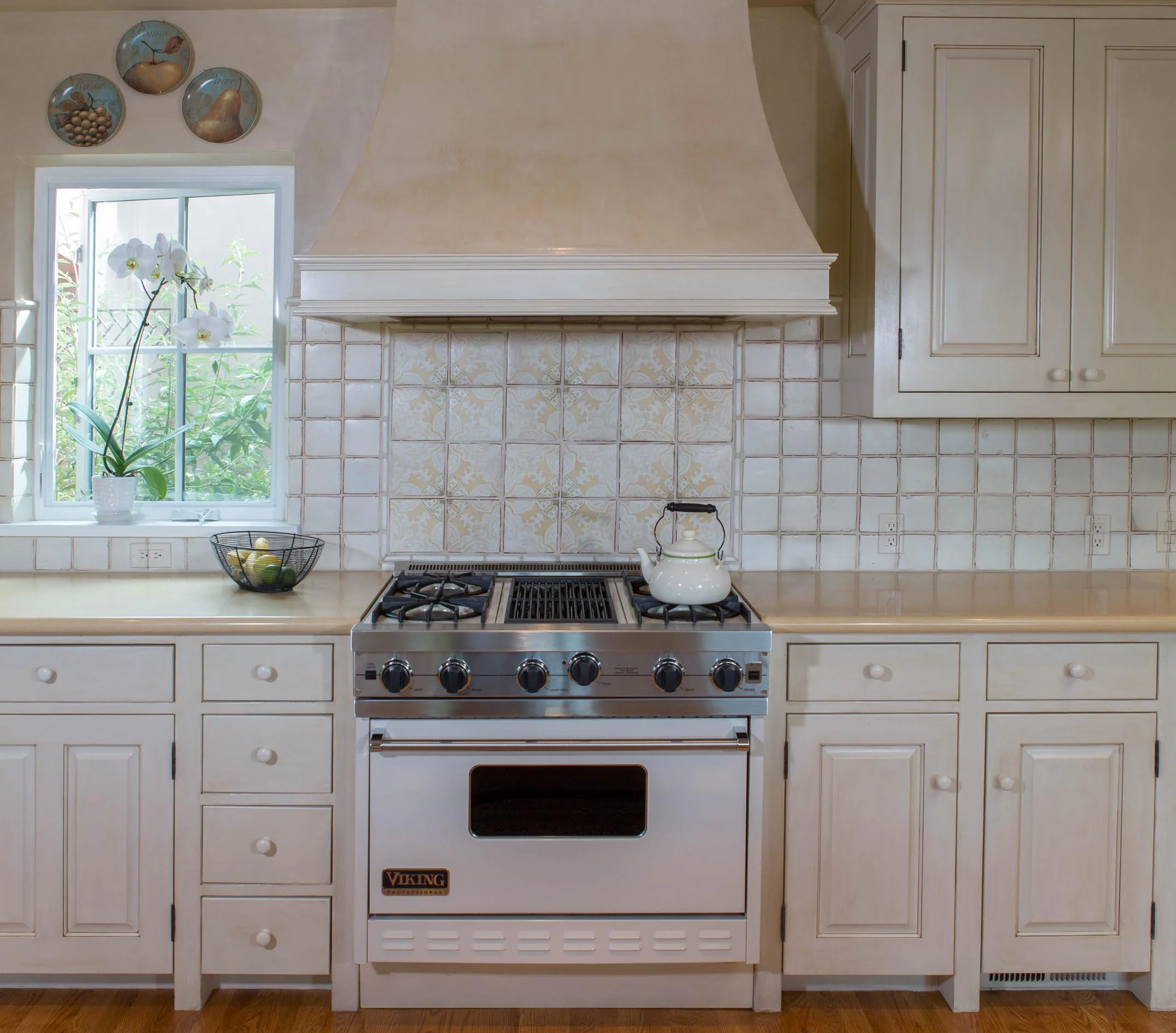Statements-In-Tile-Kitchen2015-7.jpg