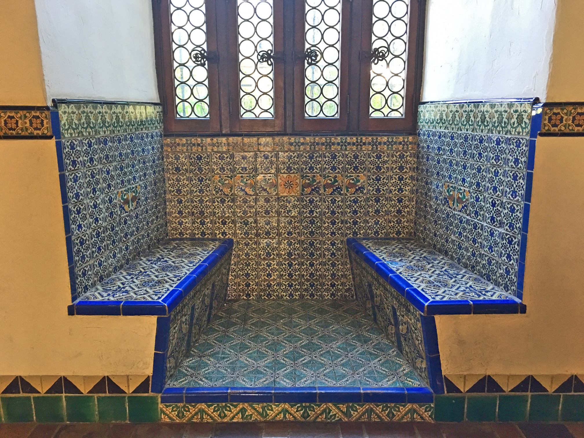 blue+tiled+bench+statements+santa+fe