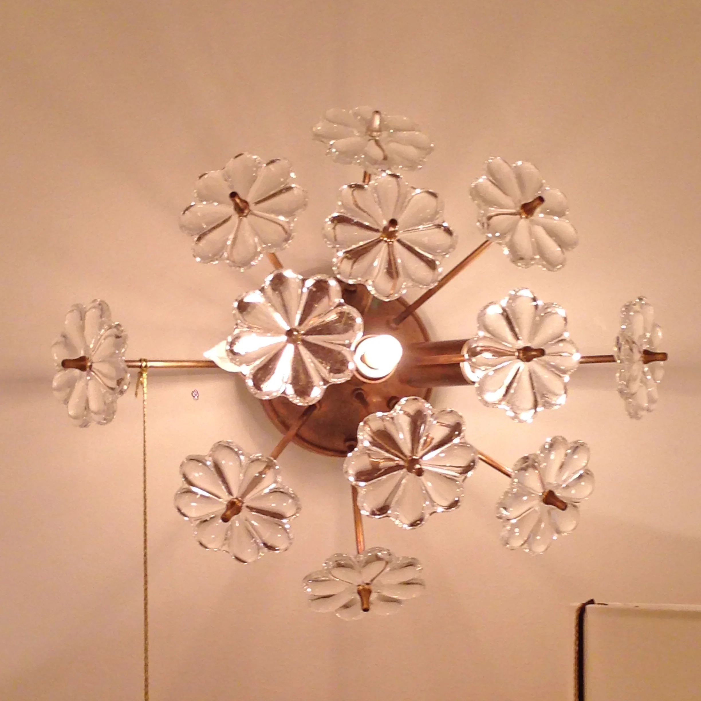 Statements-In-Lighting-trend3.jpg