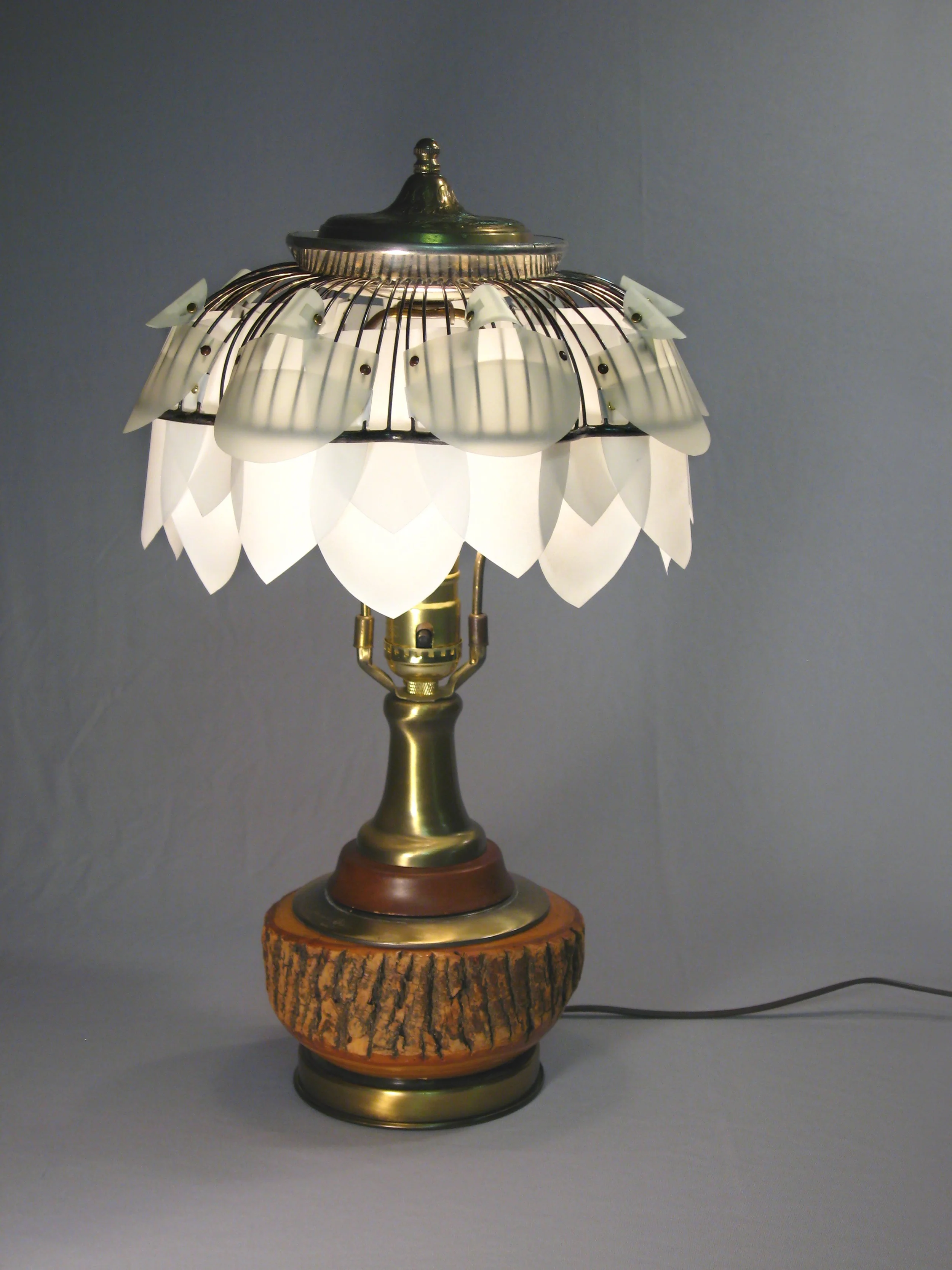 tree_lamp copy.jpg