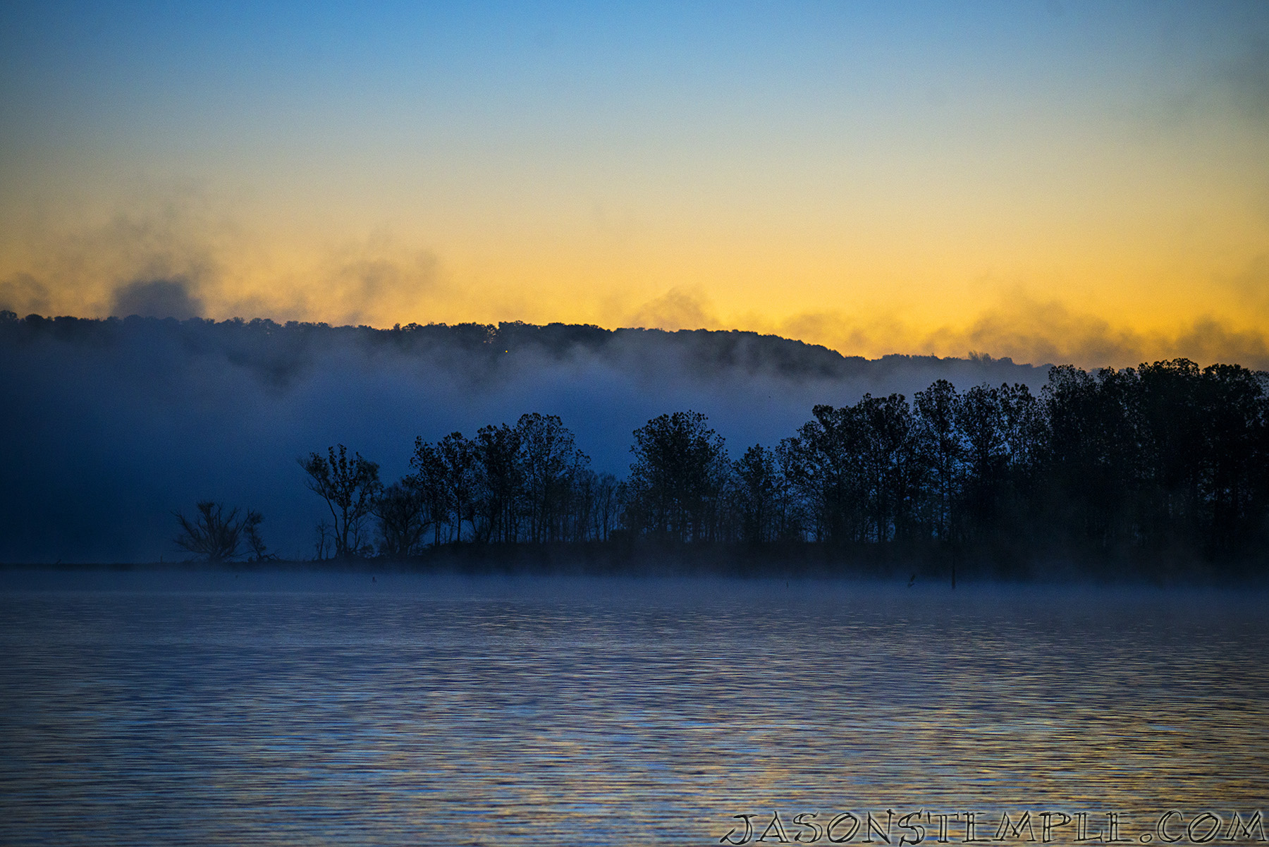 Foggy sunrise on the rock. Nikon d800, 145mm, f/4.0, 1/100 sec
