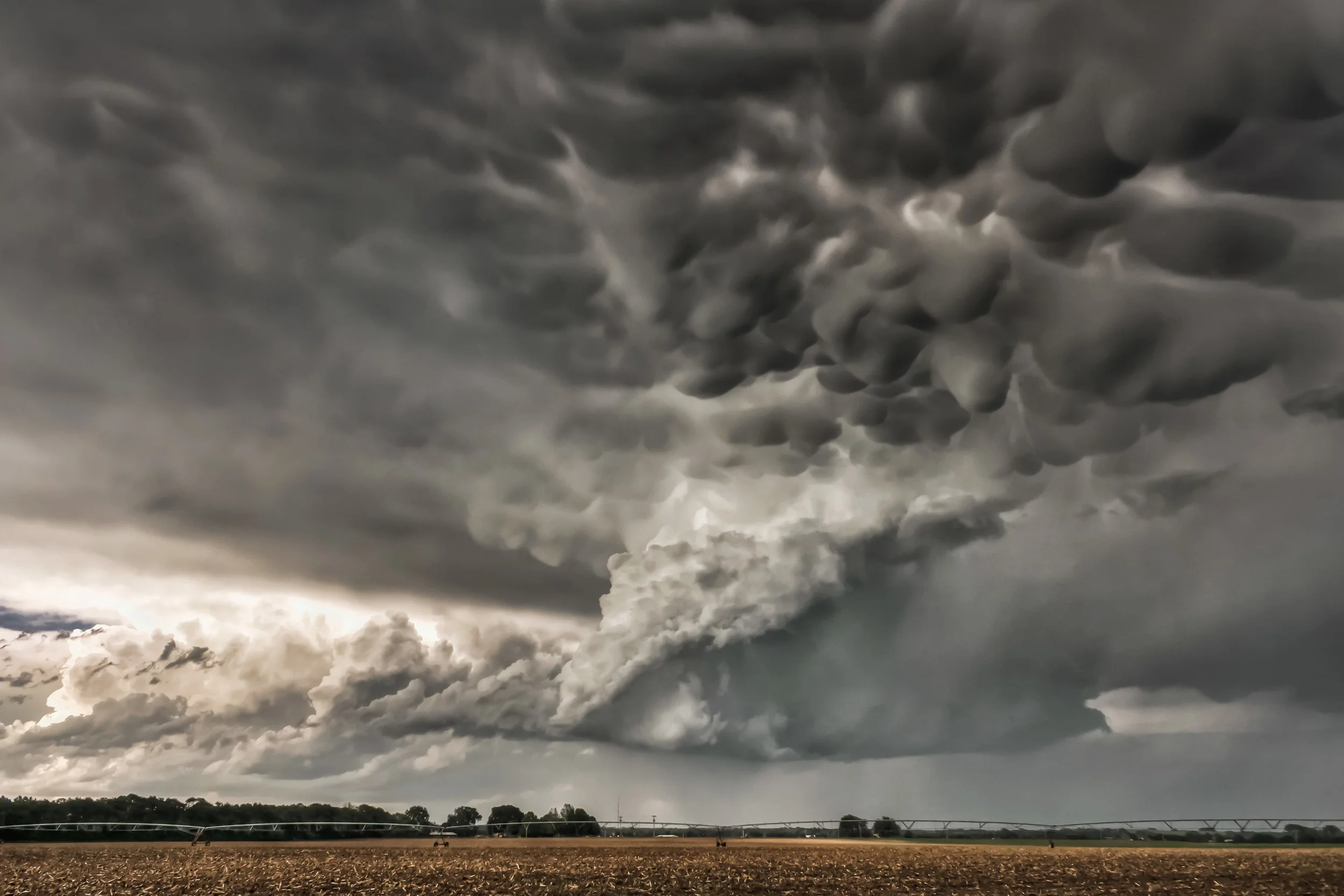 Supercell near Topeka, Kansas on May 21, 2011 