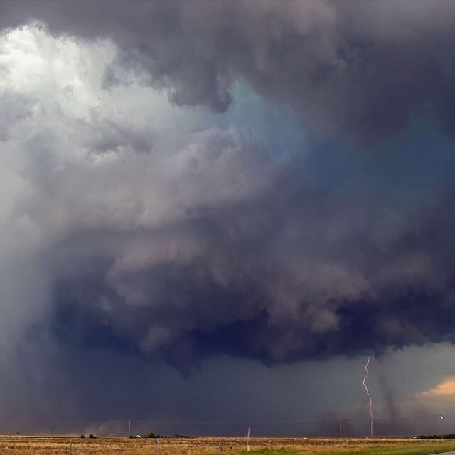 Tornado and lightning beneath a churning mesocyclone on Friday in Electra, Texas! We are in Kansas today looking for an Ozsome end to Tornado Adventure Two! 
#Texas #tornado #adventures #weather