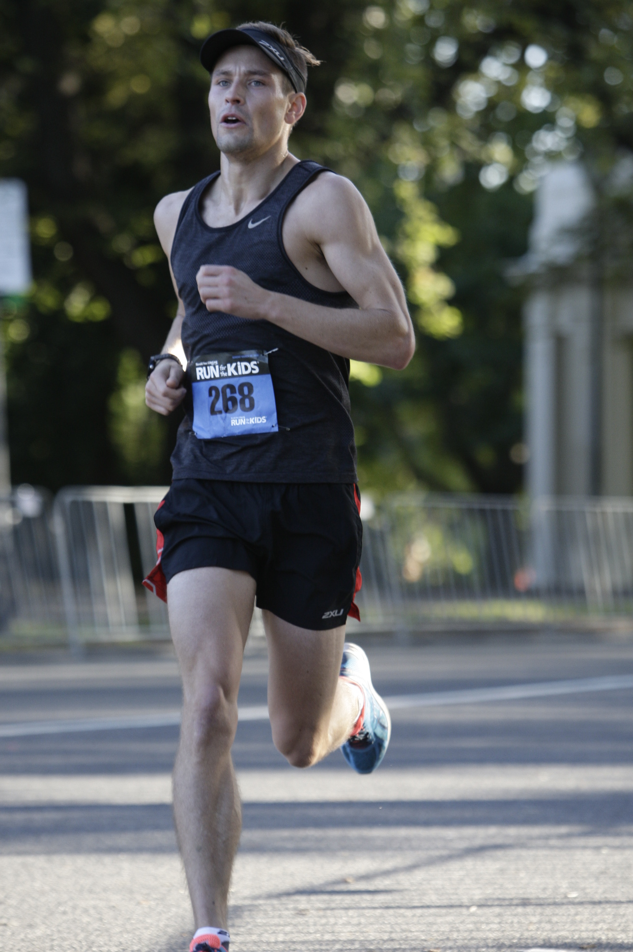 Simon gilbertson - run for the kids 16k melbourne march 2016