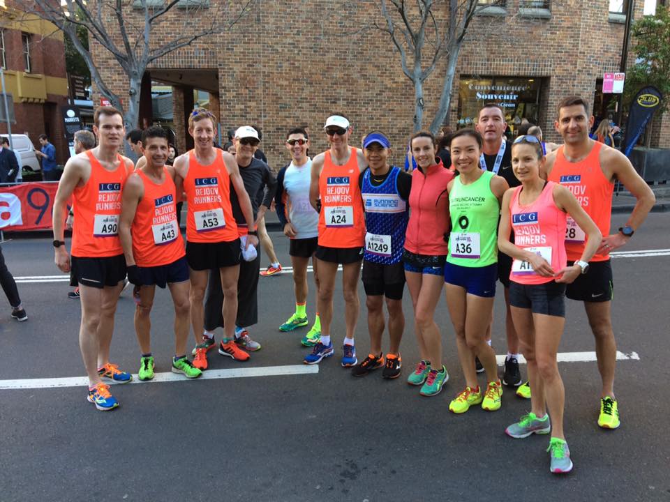 Just before the start - Rejoovers, Hurts & buddies 