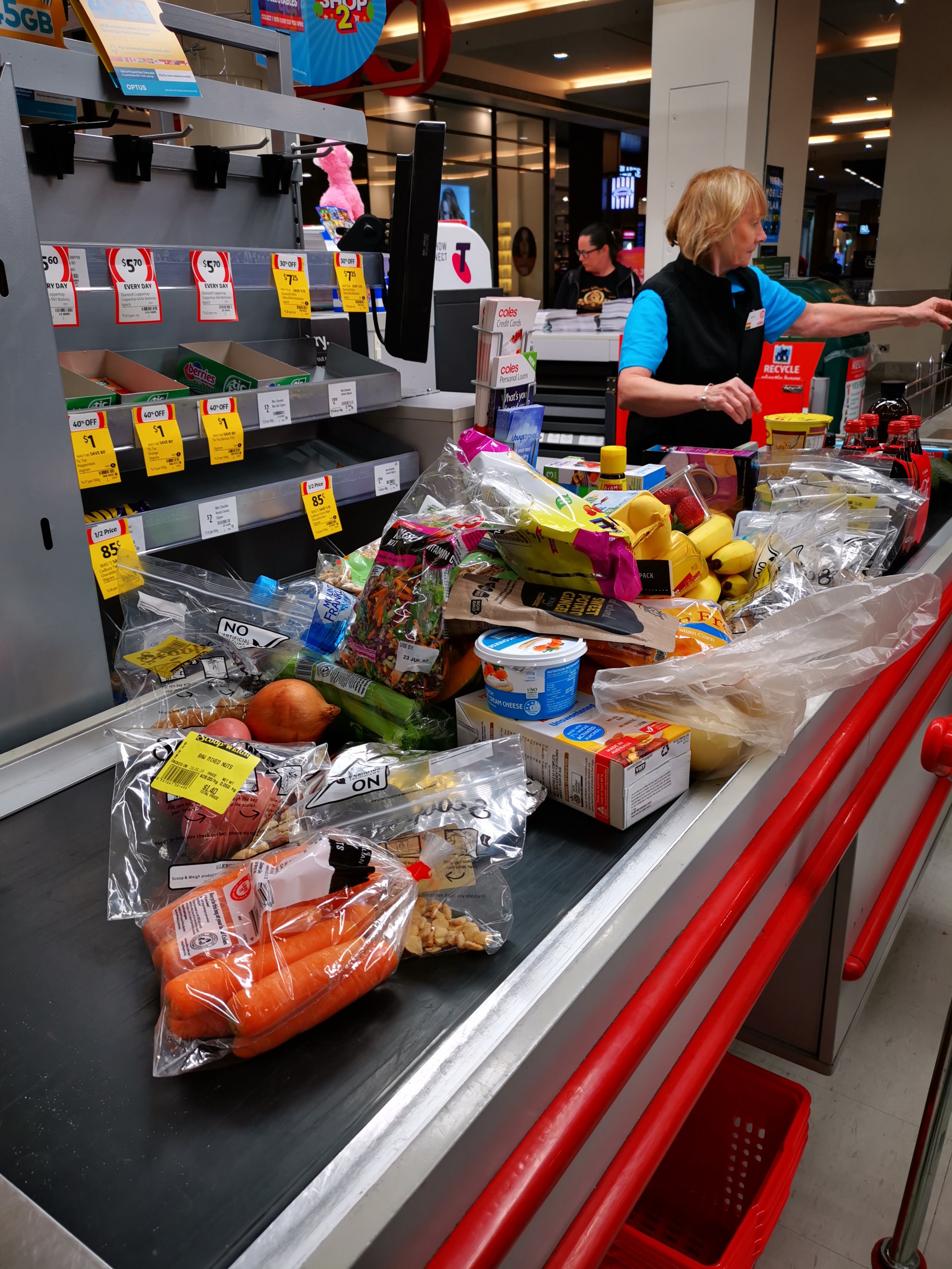 (not kidding when I said Lisa bought half of the shop….)