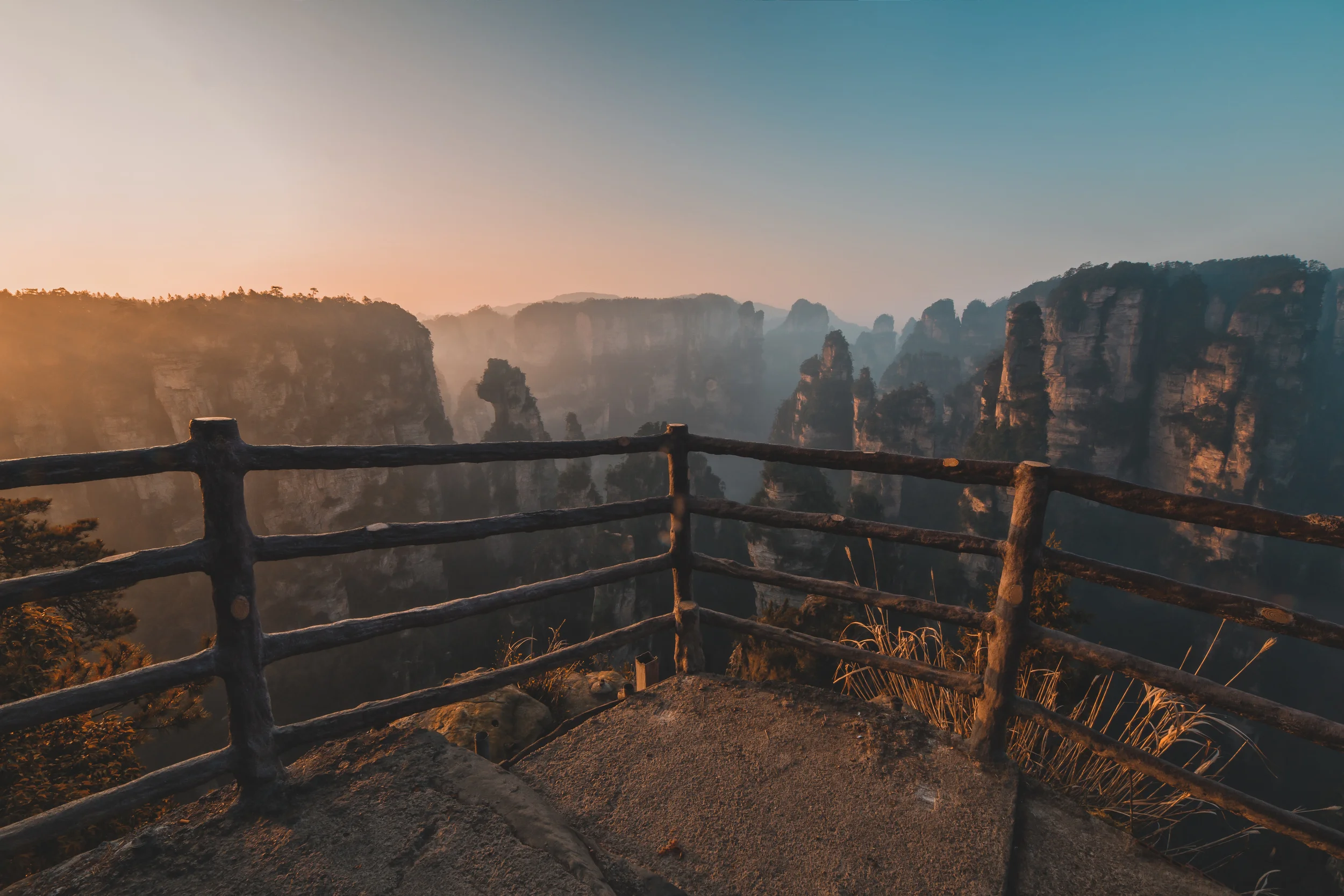 Sunrise in Yuanjiajie