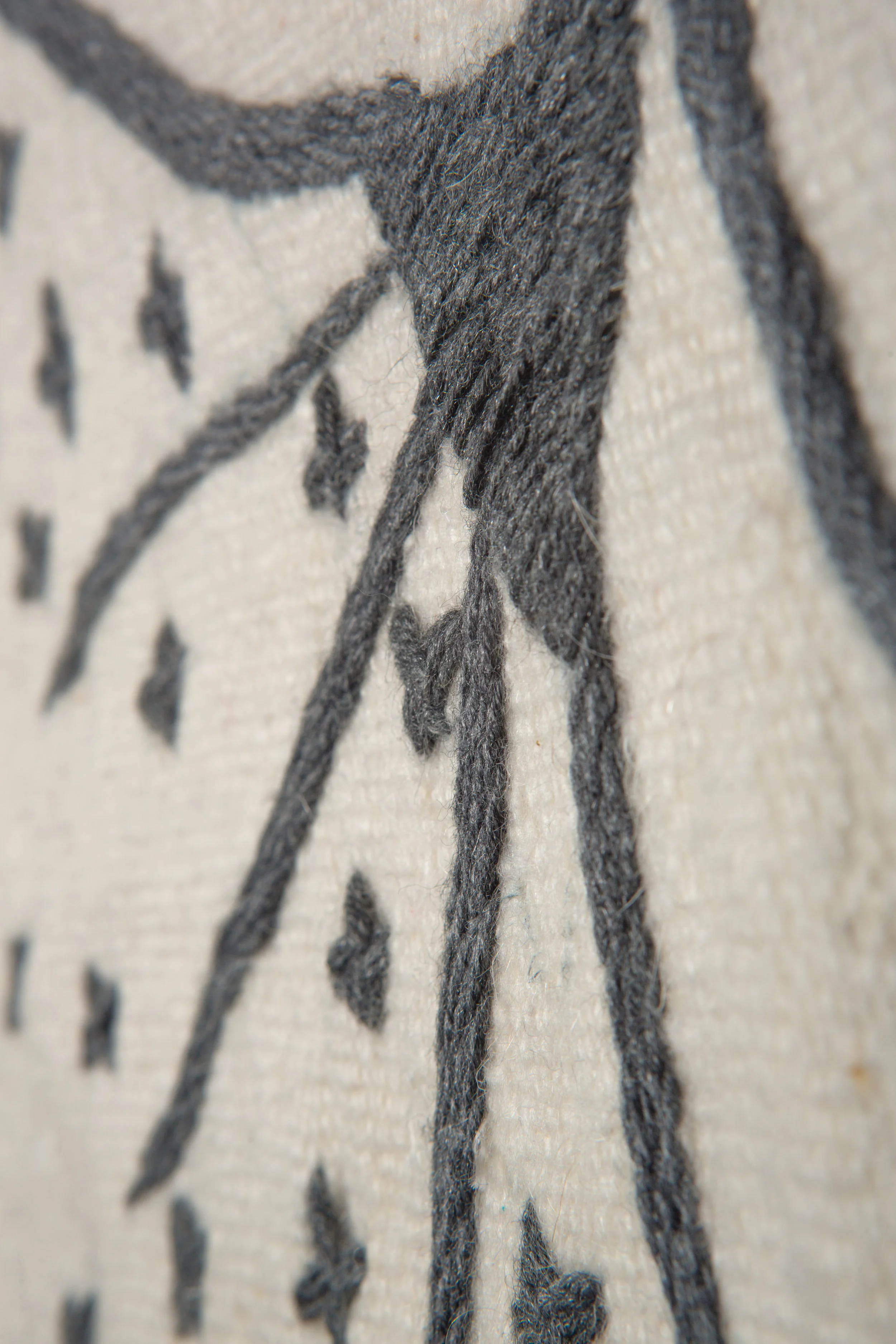 21. PENSIERI-detail-2060.jpg