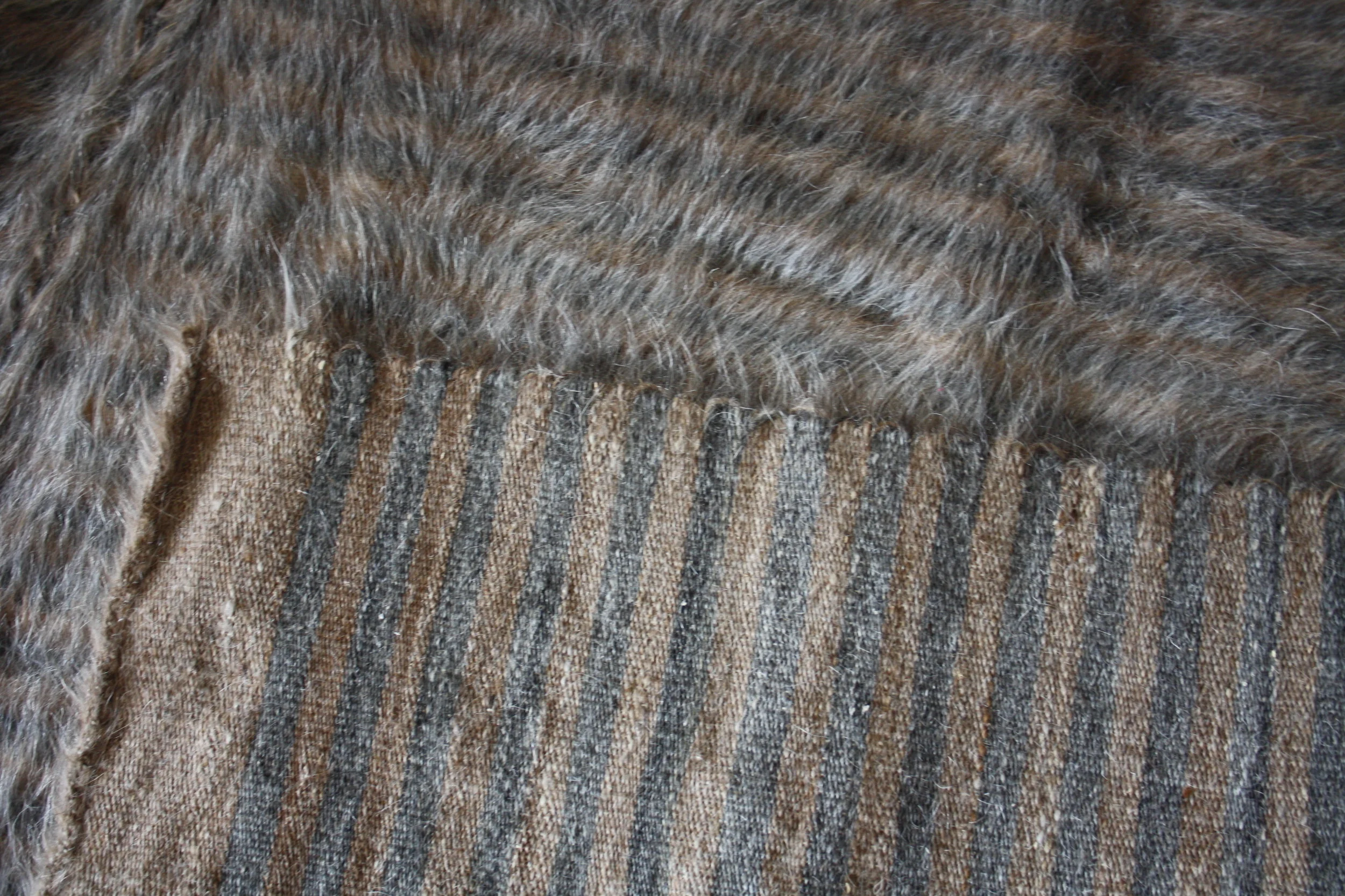 31. Grey&Camel2.jpg