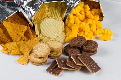 A grande culpada pela obesidade no mundo: a indústria de alimentos ultraprocessados