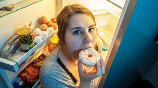 Eating-Late-Fast1.jpg