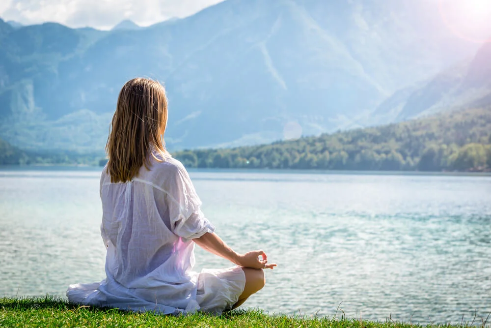 peaceful-calming-stress-relief-meditation-relaxing.jpg